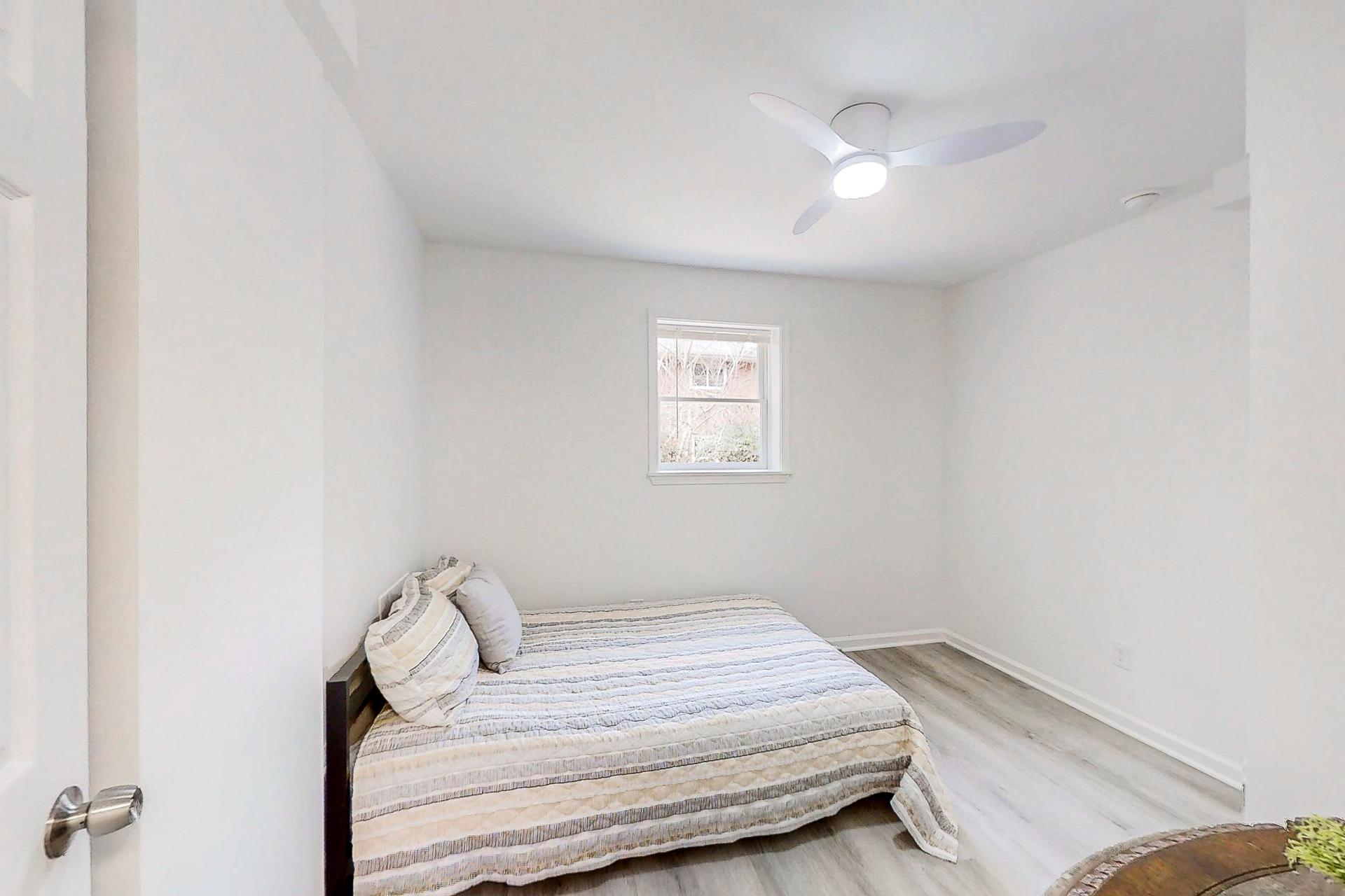 bedroom, detected:bed, ceiling fan