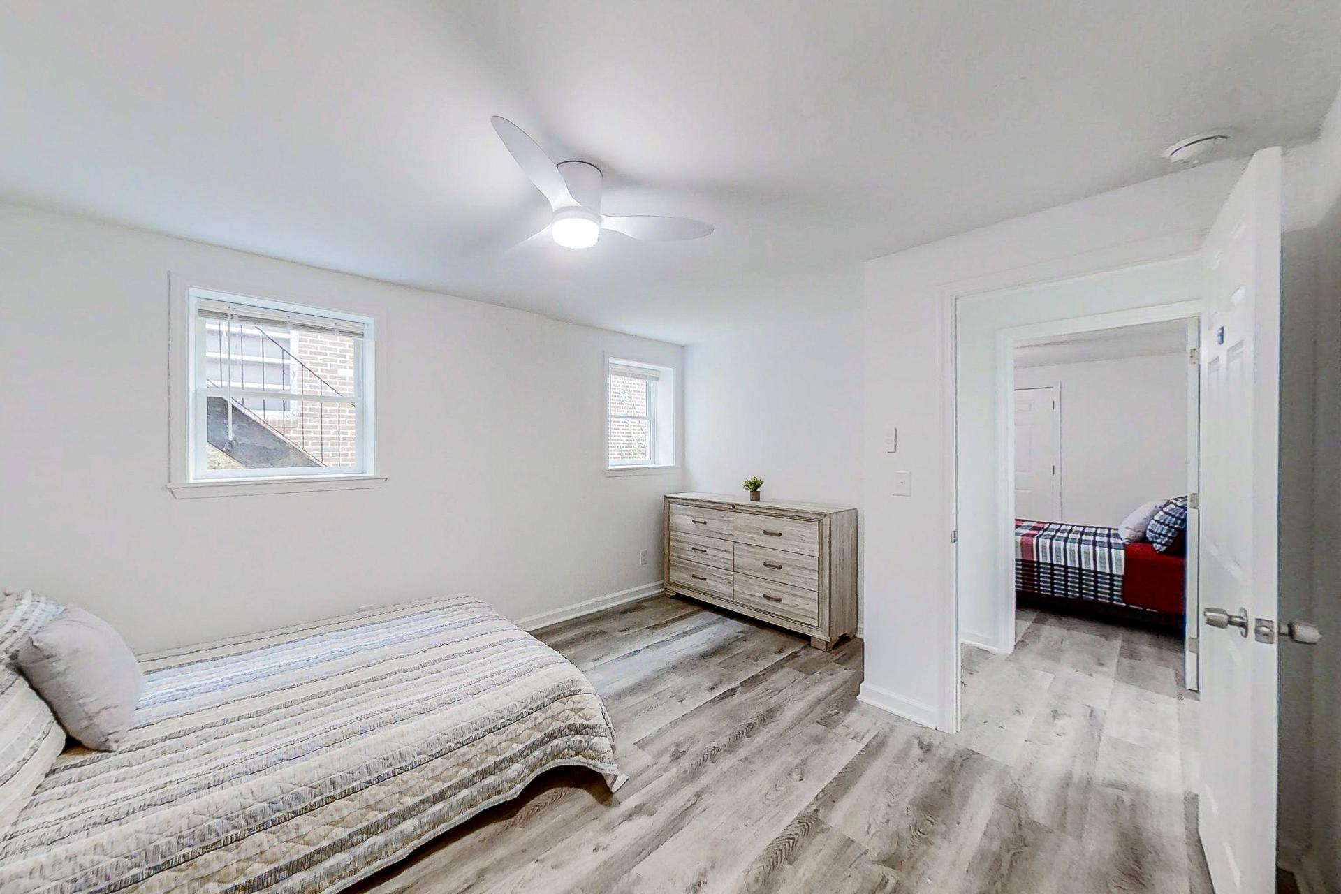 bedroom, detected:bed, window blind