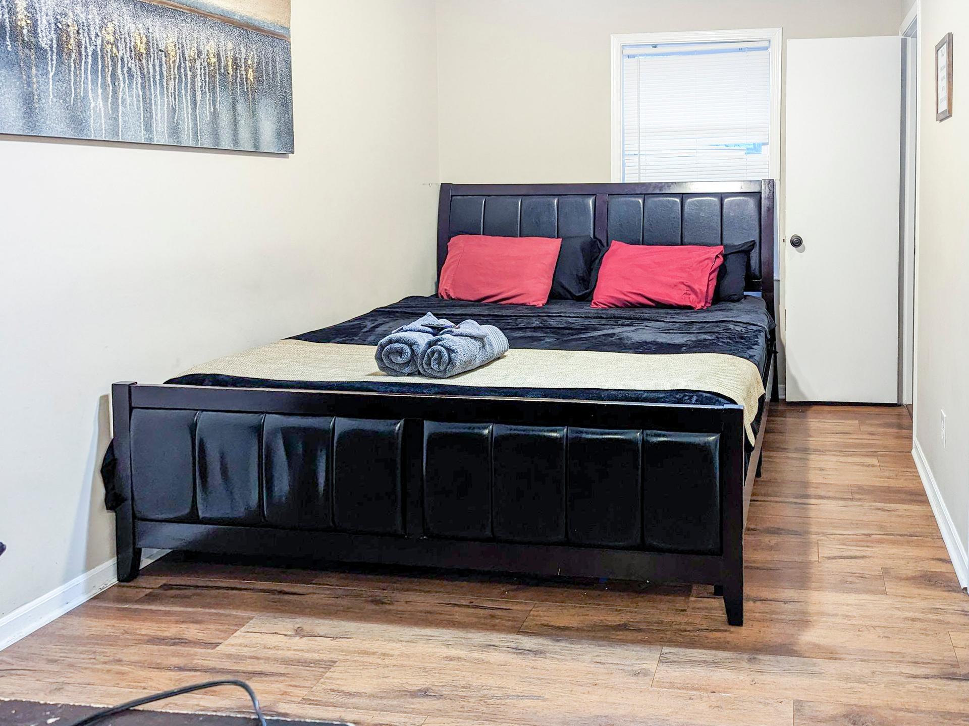 bedroom, detected:bed, window blind