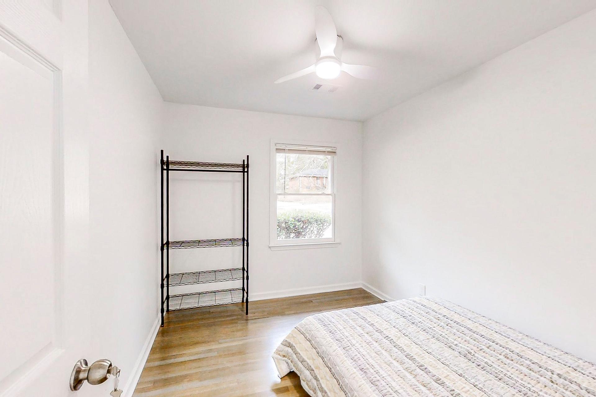 bedroom, detected:bed, ceiling fan