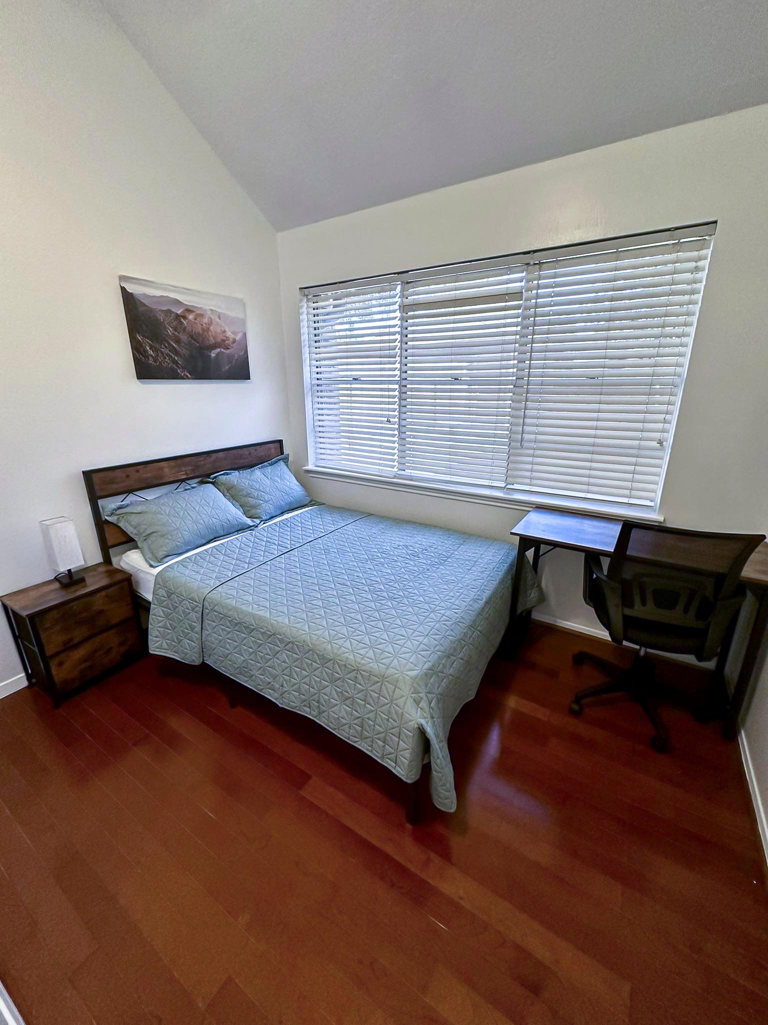 bedroom, detected:window blind, bed