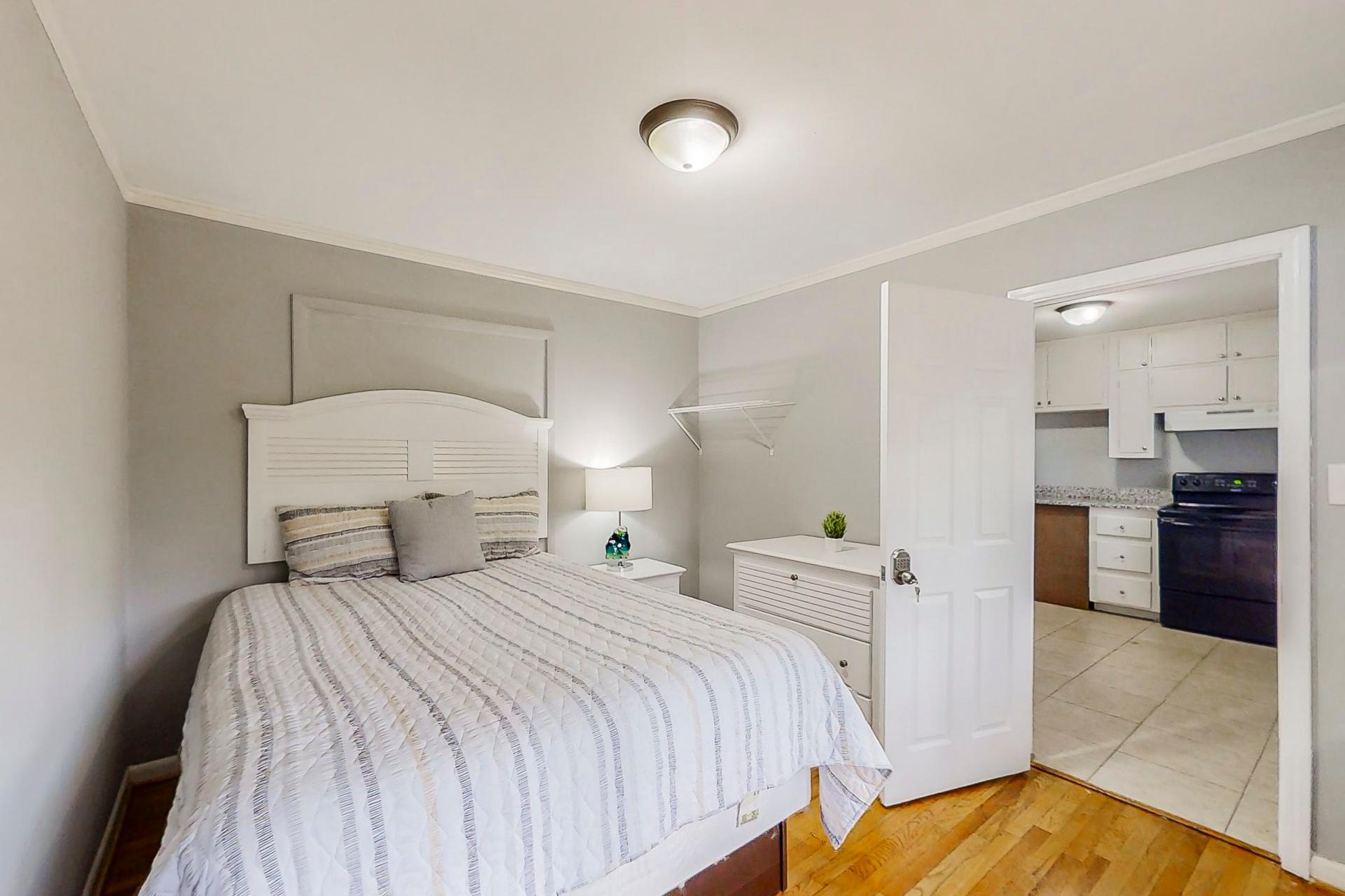 bedroom, detected:bed