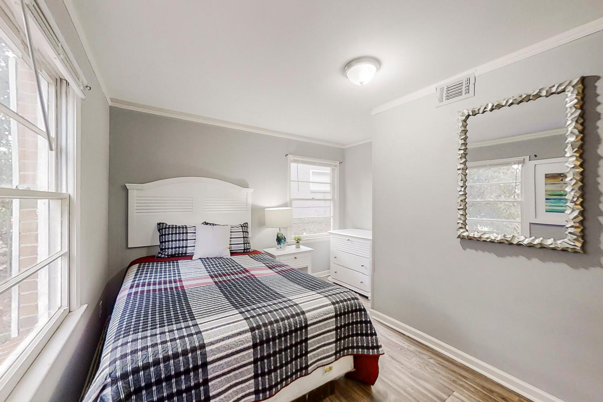 bedroom, detected:bed