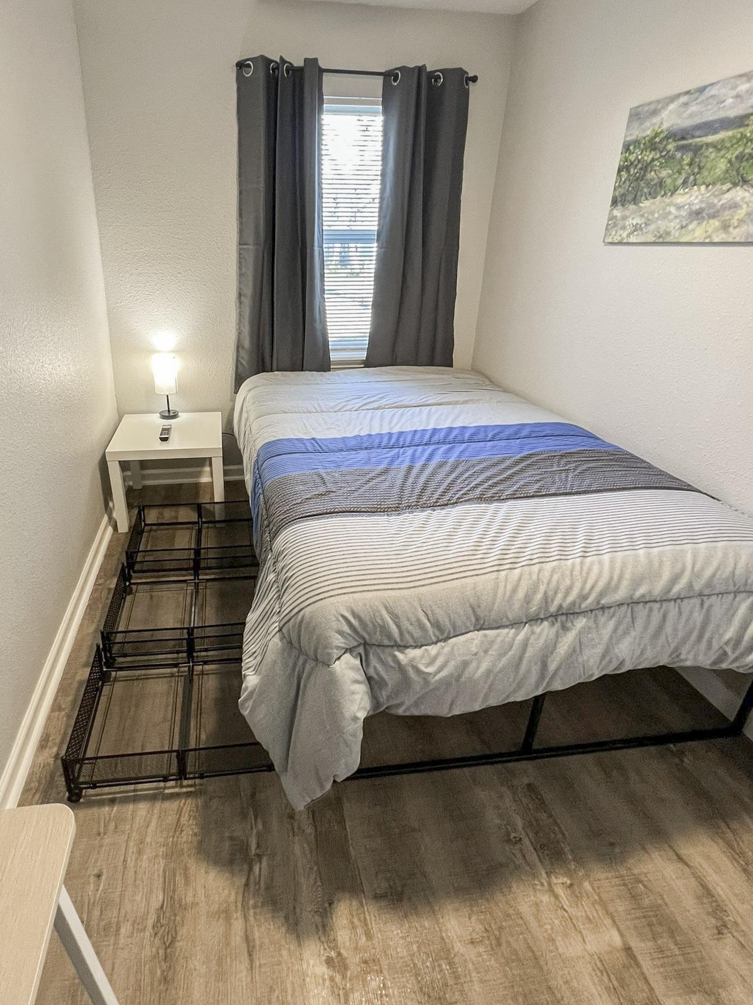 bedroom, detected:bed