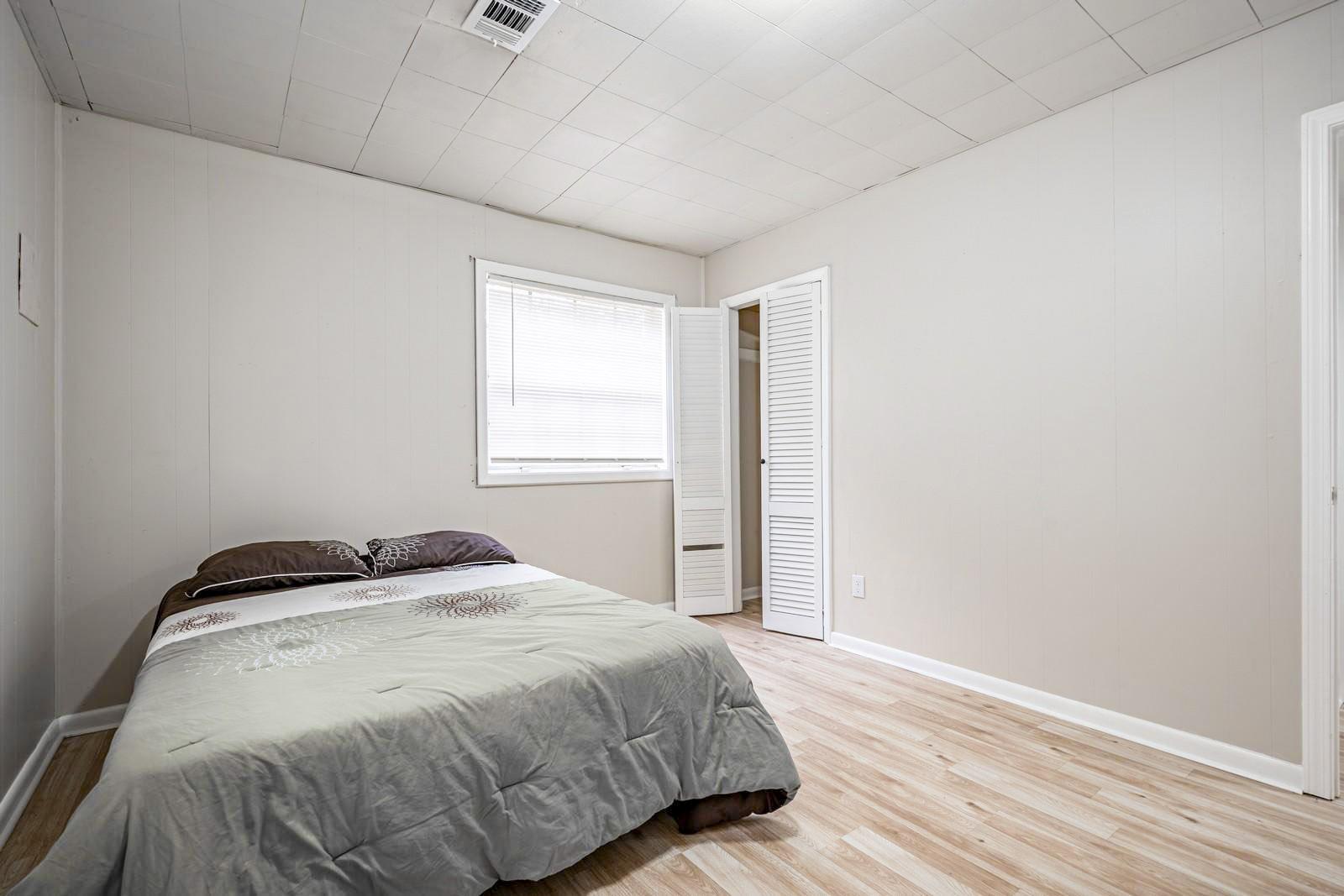 bedroom, detected:bed
