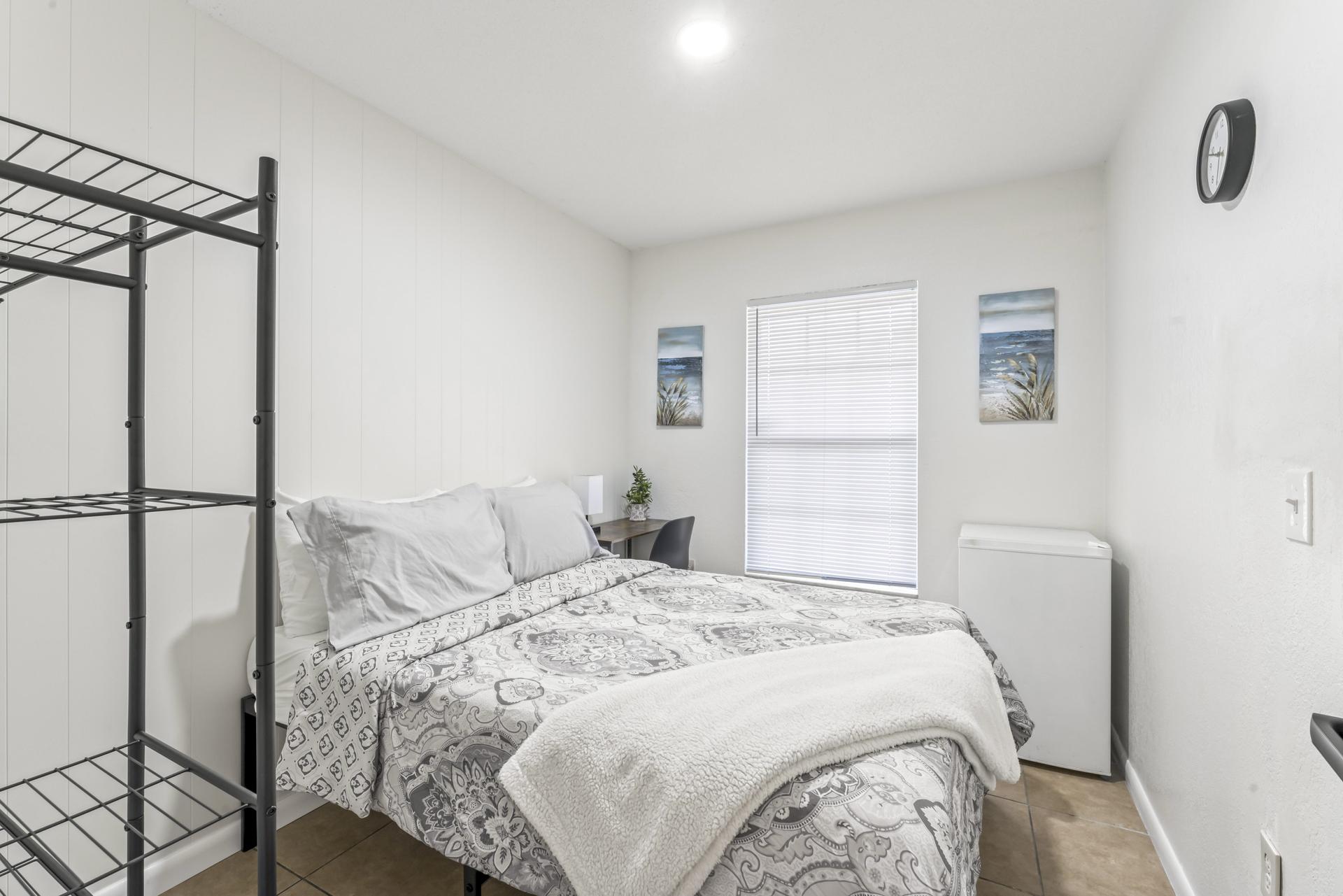 bedroom, detected:bed