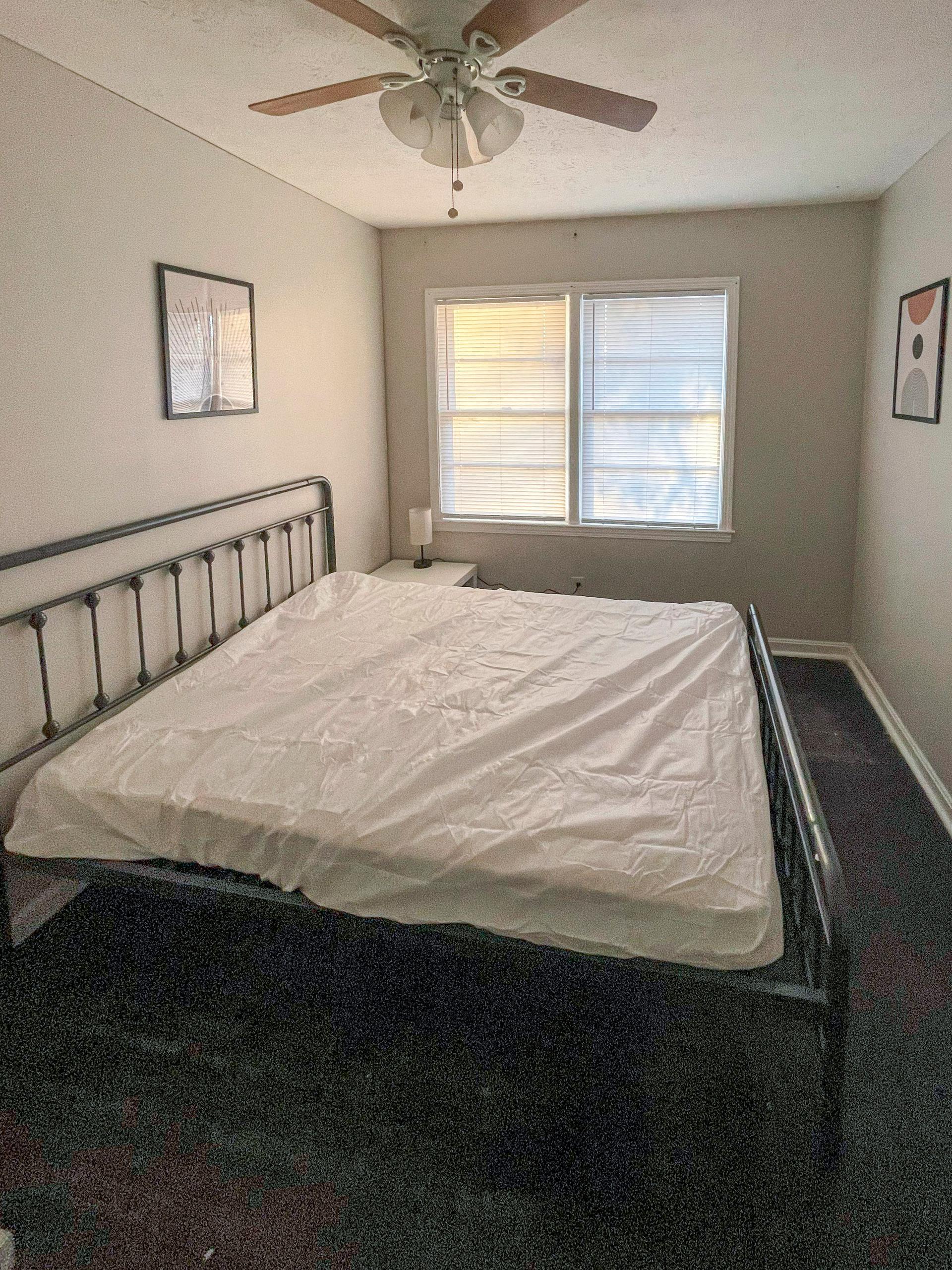 bedroom, detected:ceiling fan, window blind, bed