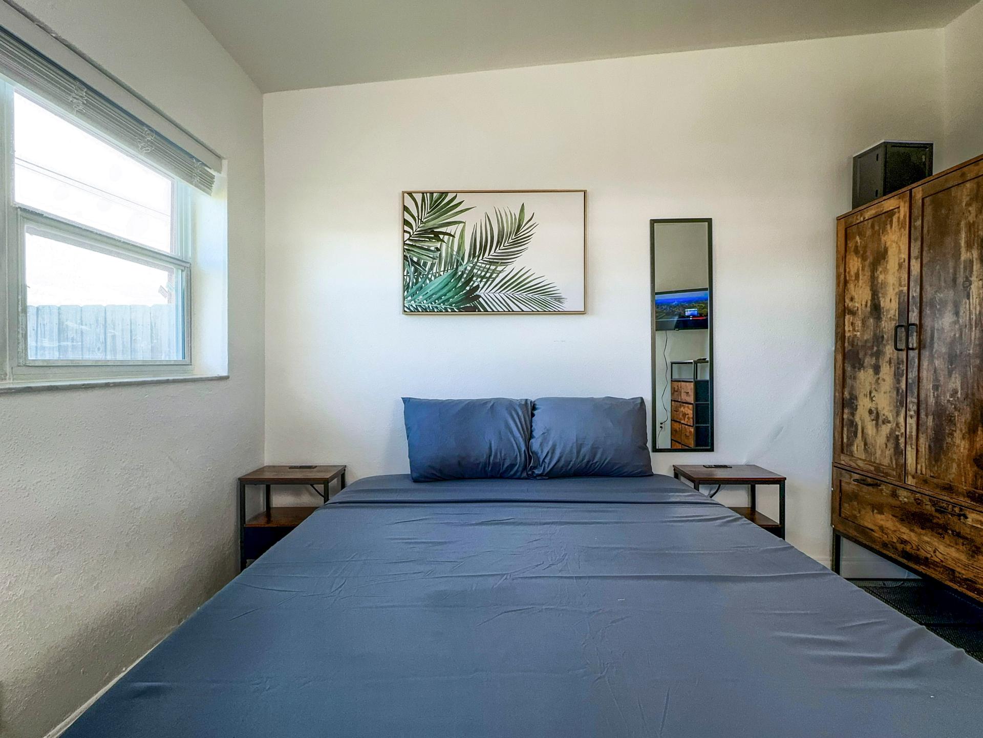 bedroom, detected:bed