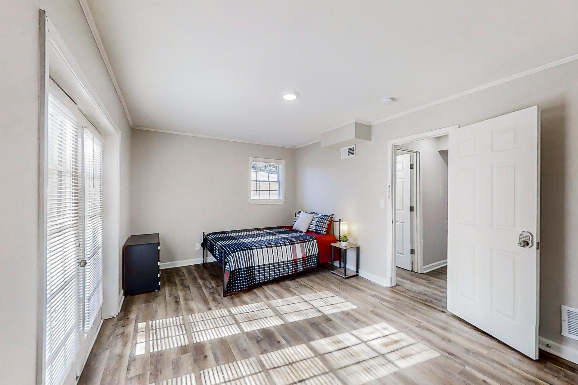 living_room, detected: