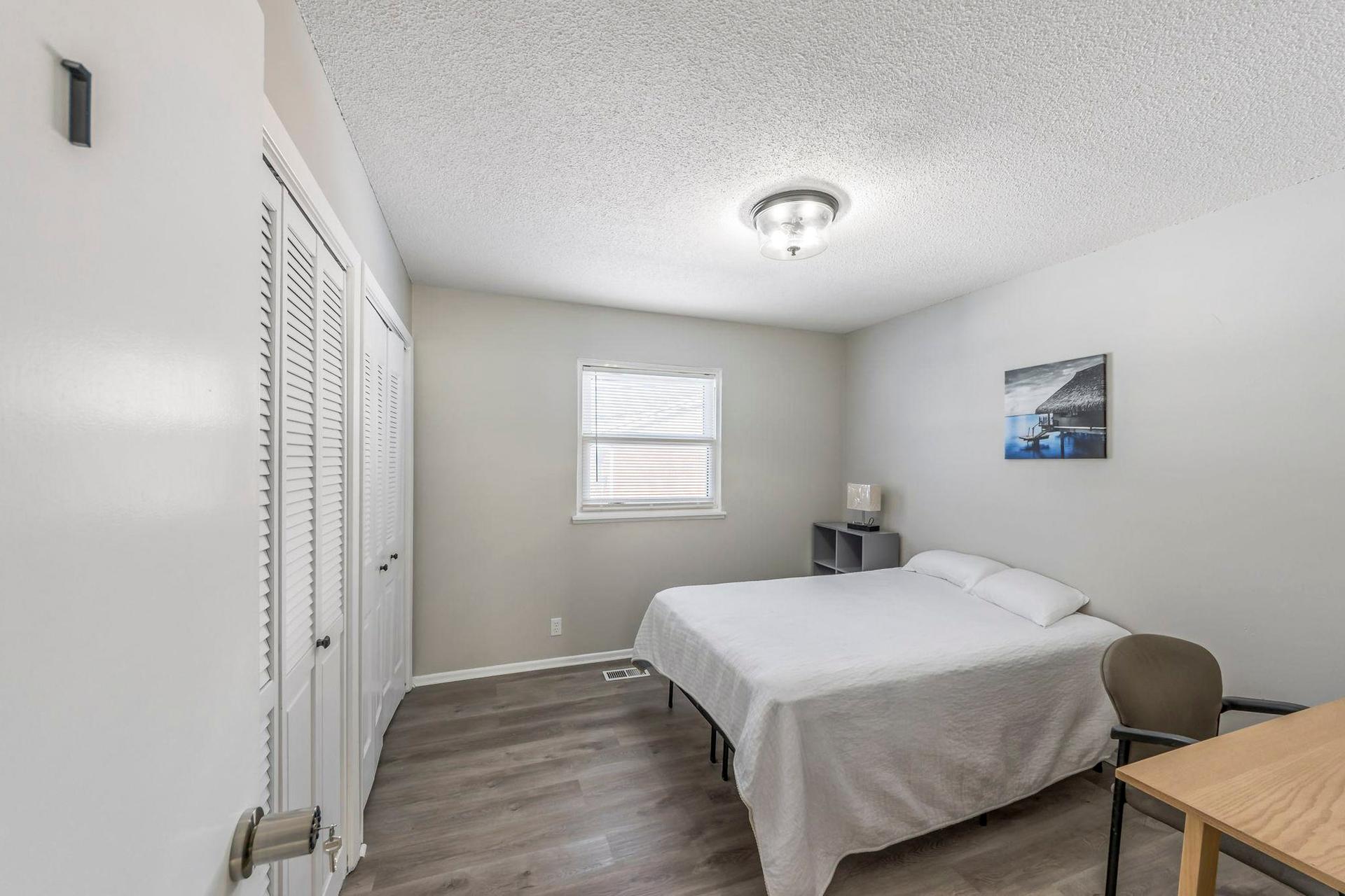 bedroom, detected:bed