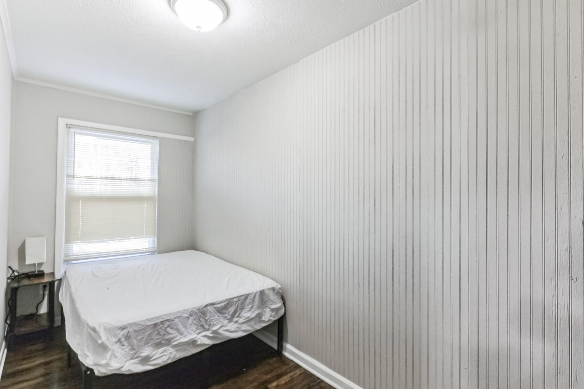 bedroom, detected:bed