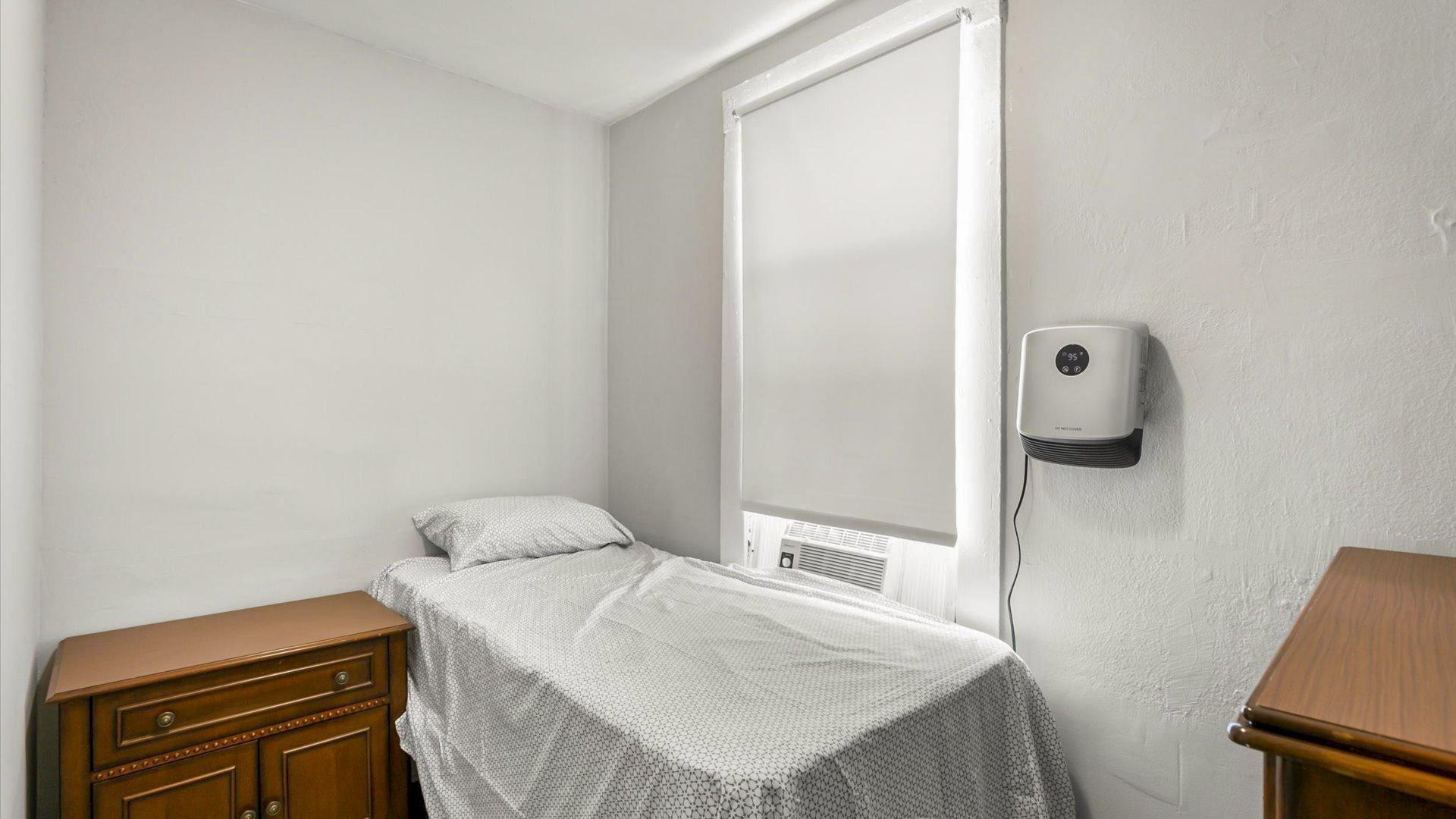 bedroom, detected:bed