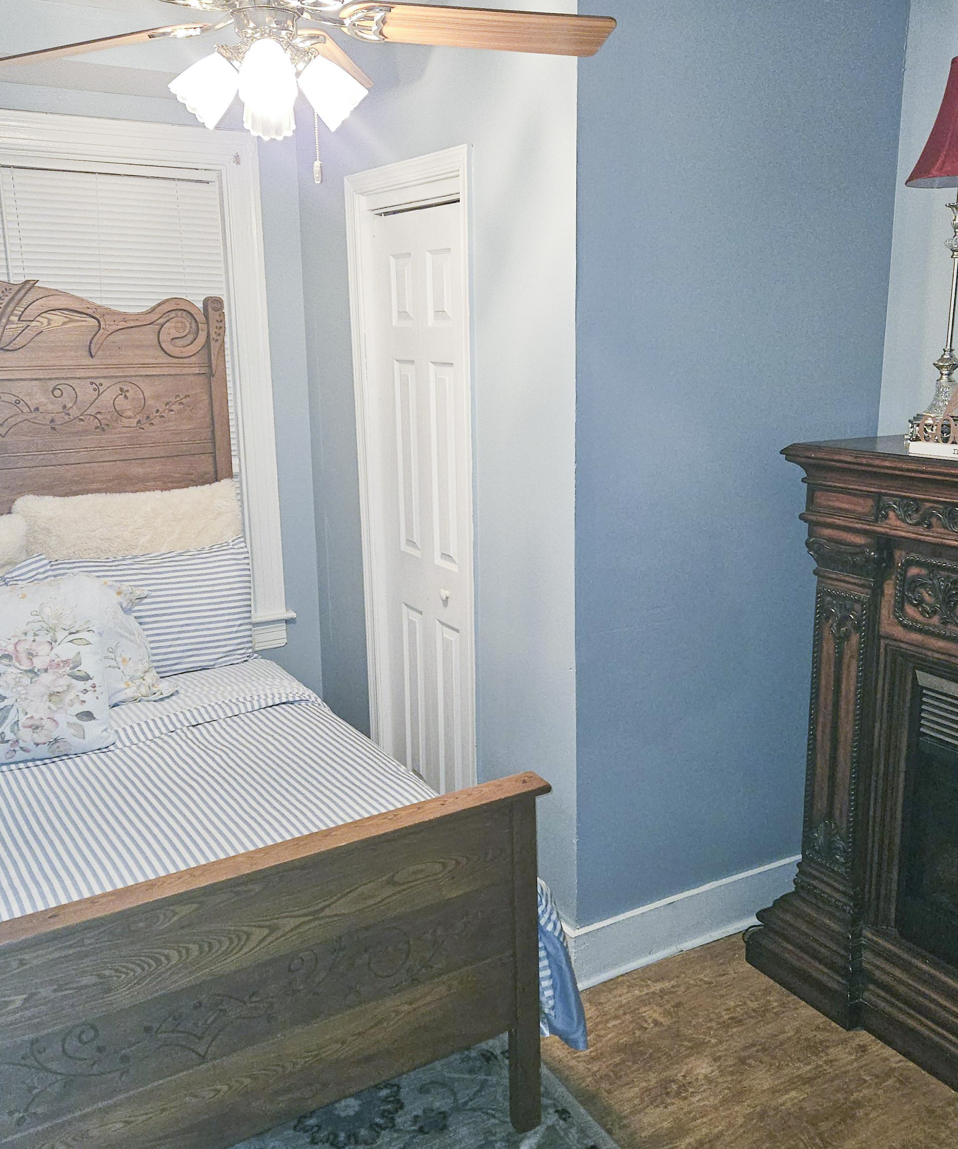 bedroom, detected:ceiling fan, bed