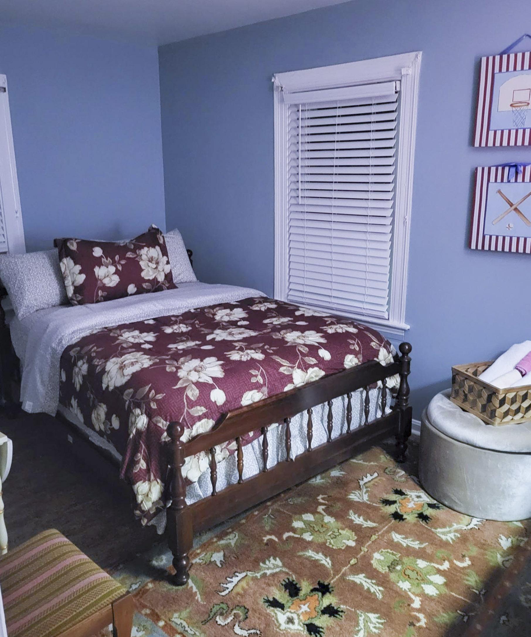 bedroom, detected:bed, window blind