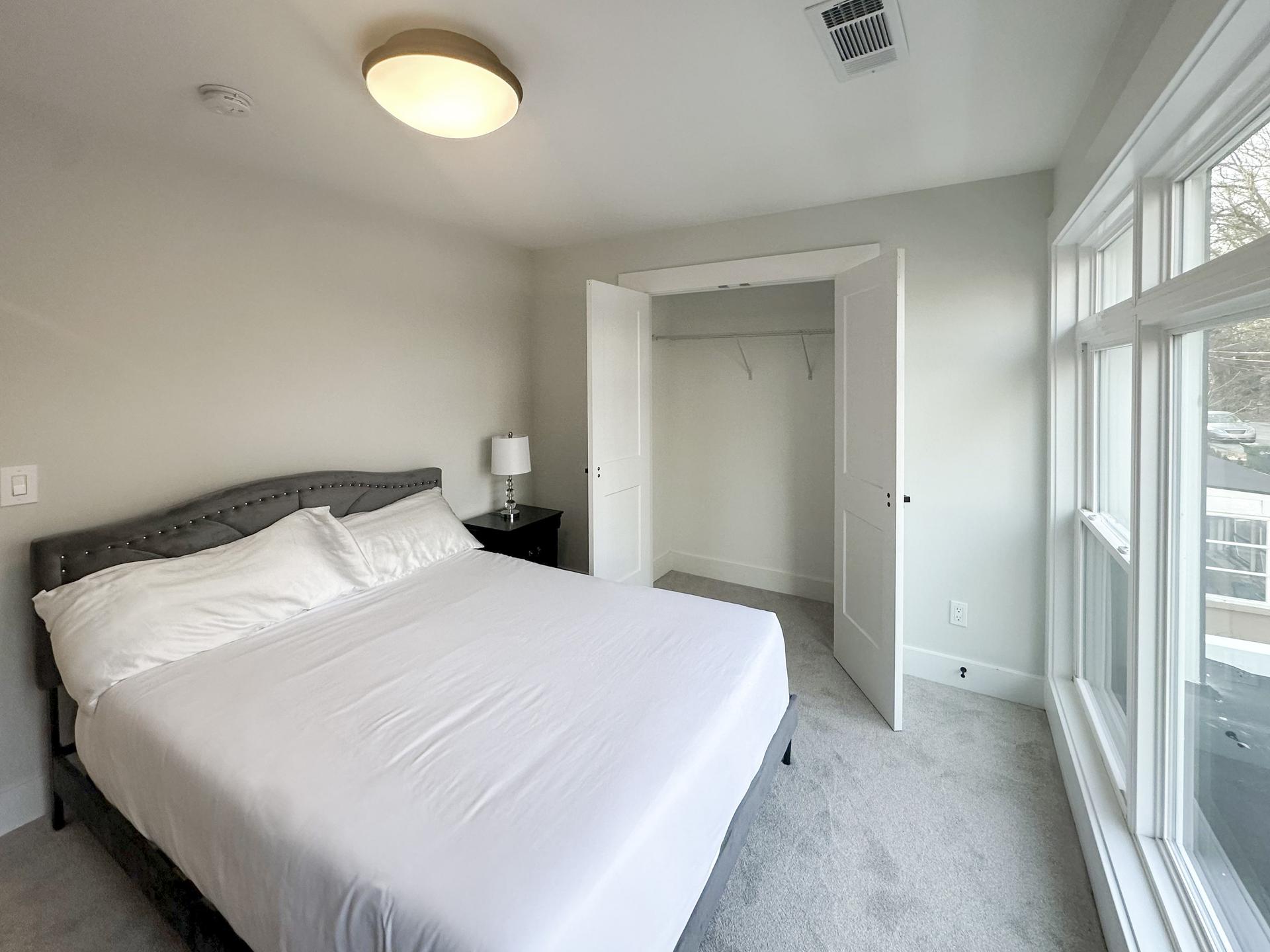 bedroom, detected:bed