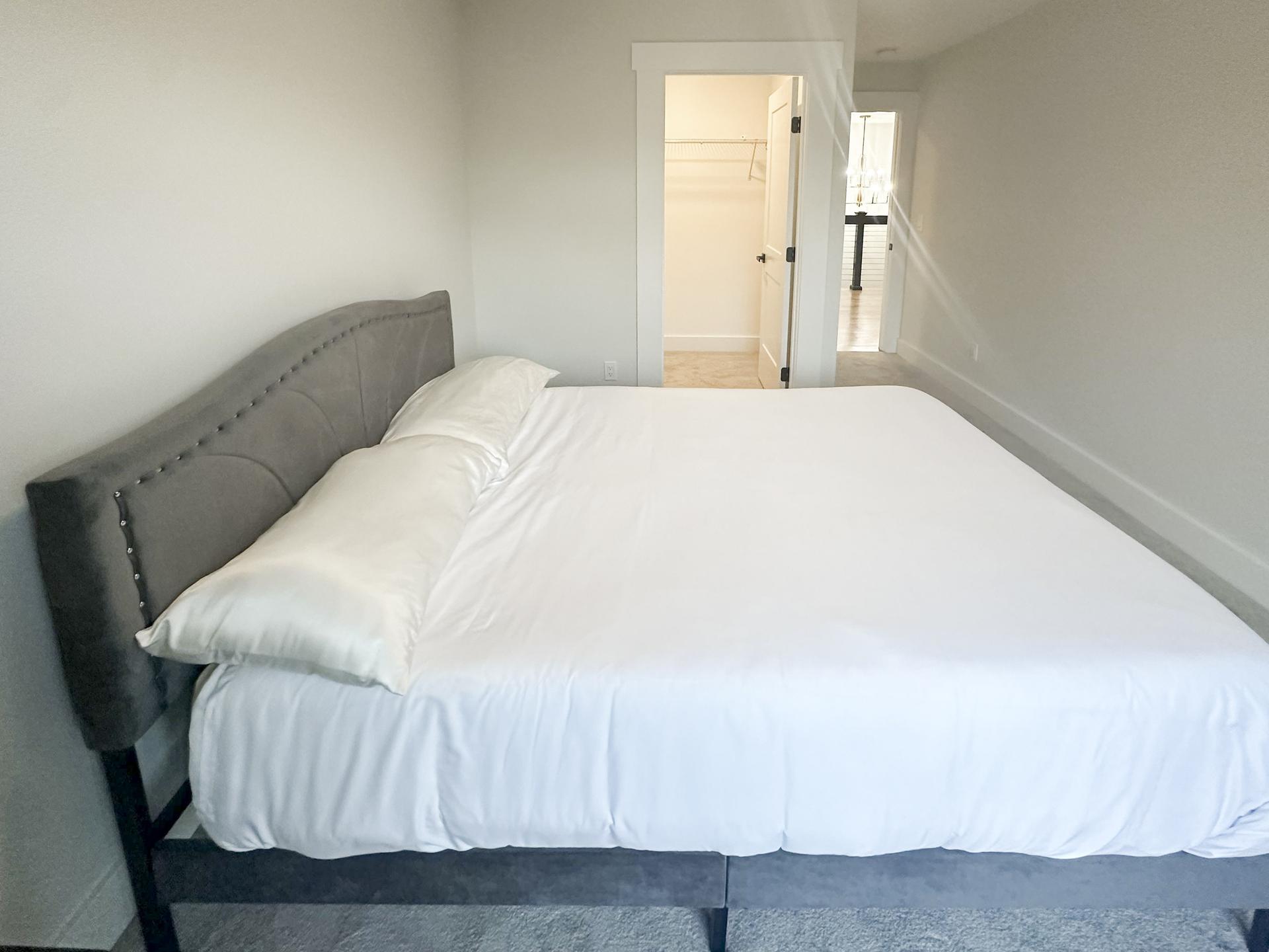 bedroom, detected:bed