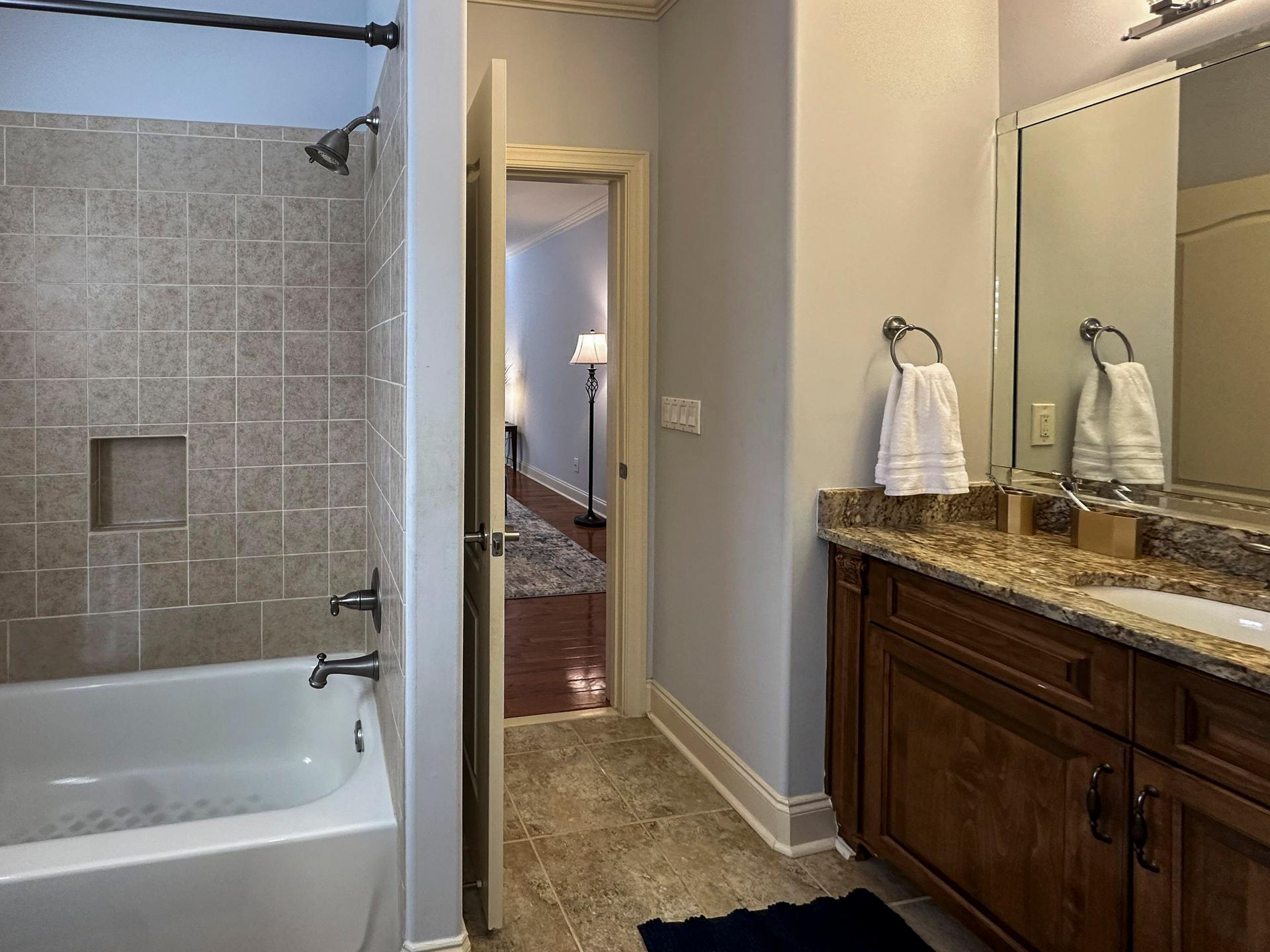 bathroom, detected:bathtub, shower