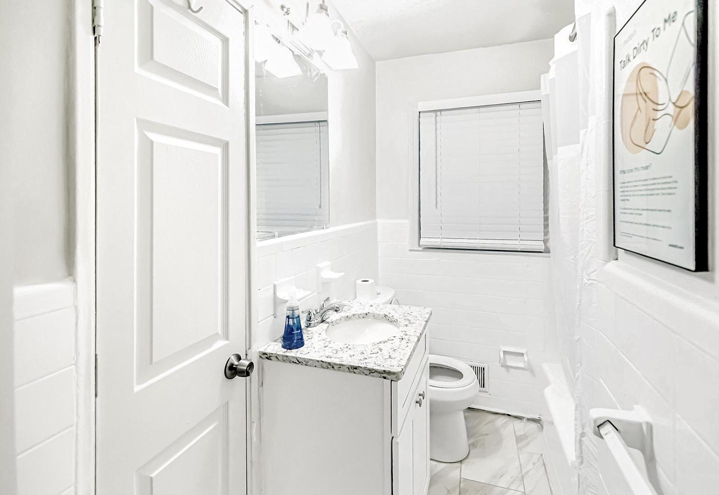 Bathroom(s)