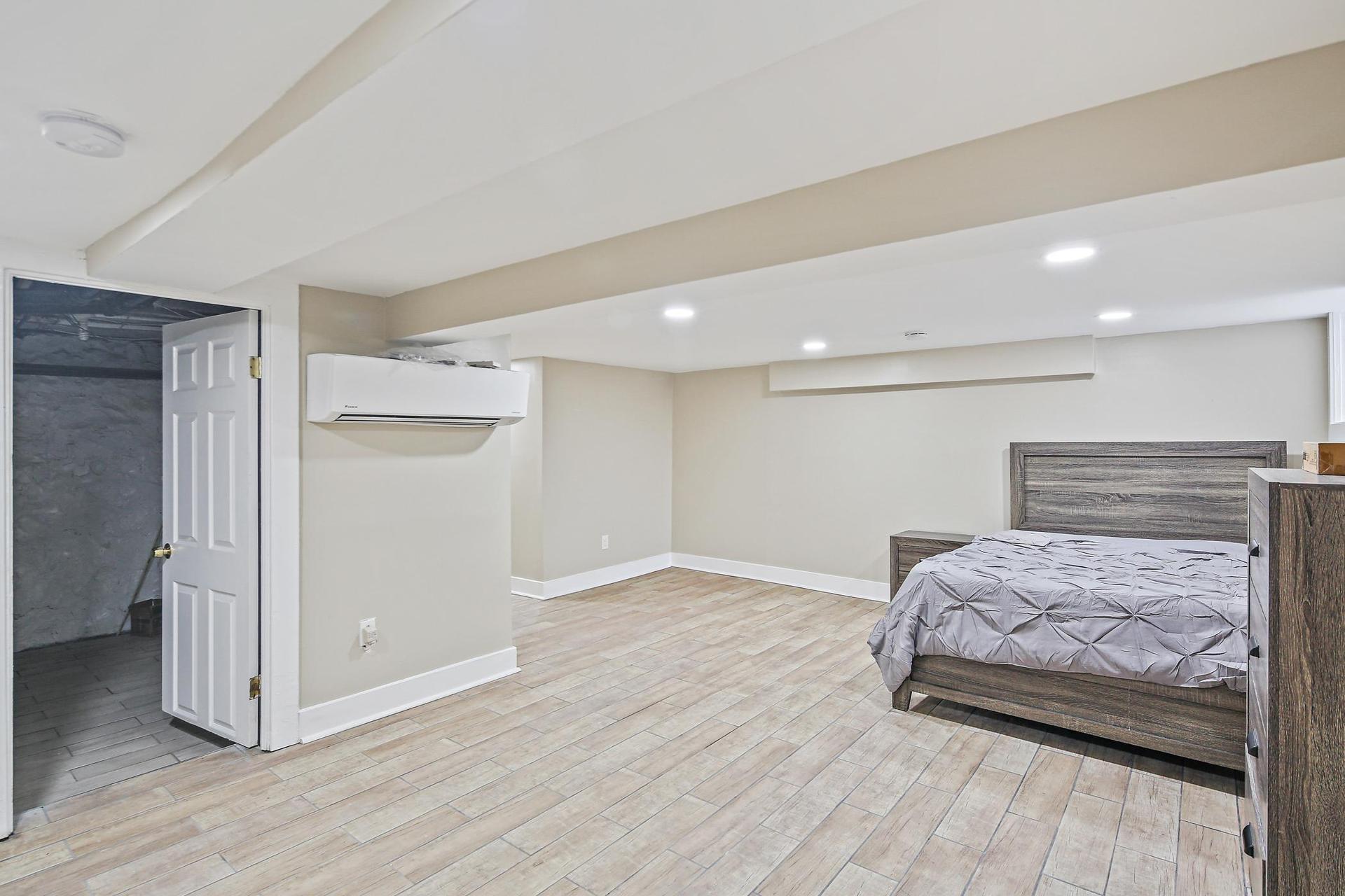 Huge bedroom with
