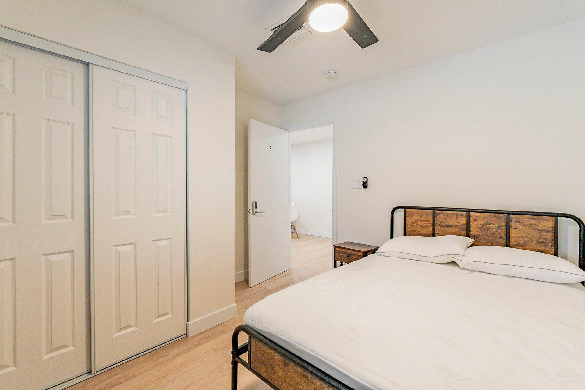 bedroom, detected:bed