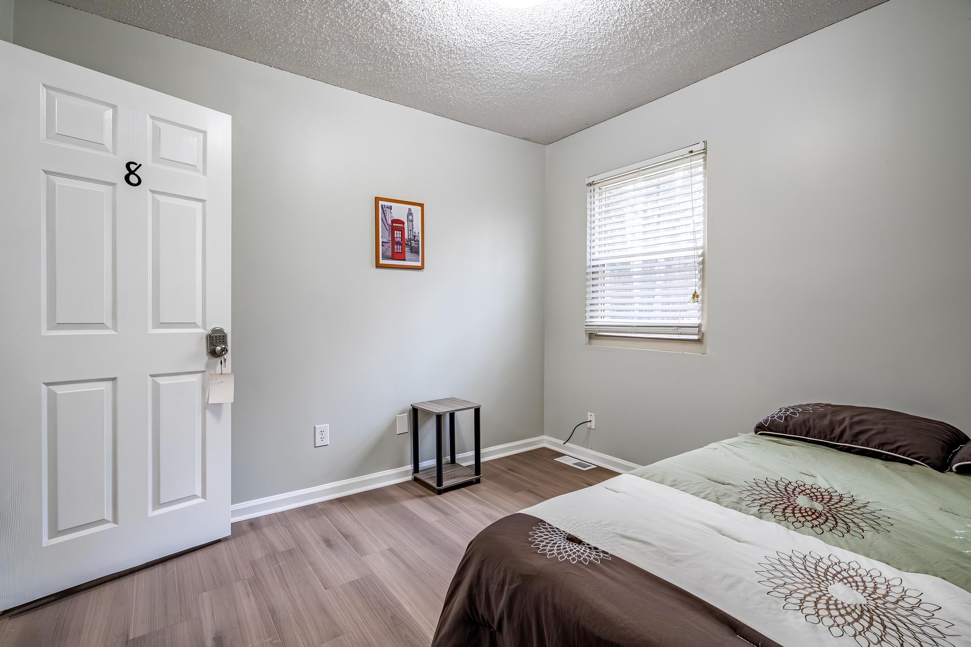 bedroom, detected:bed, window blind