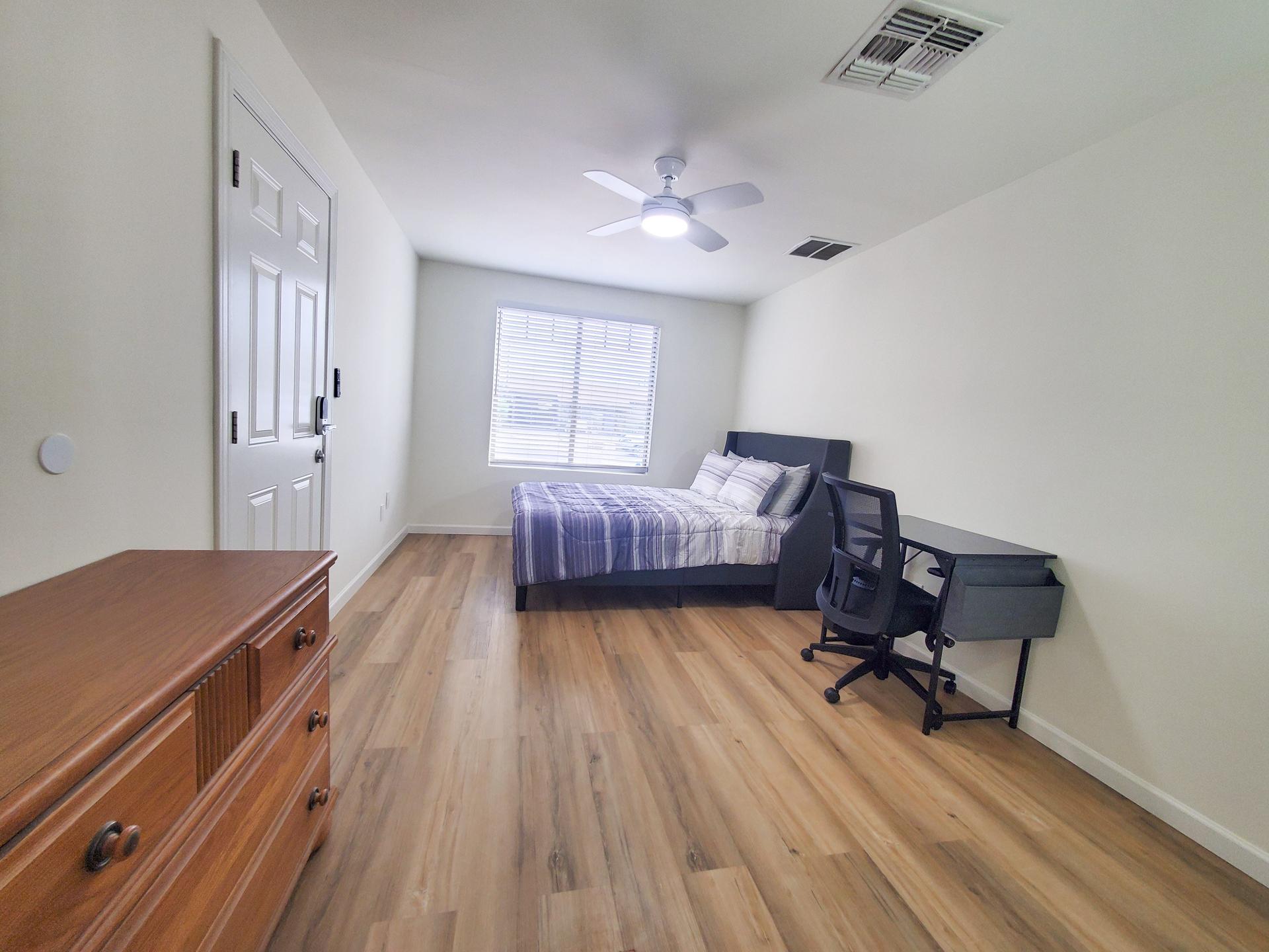 living_room, detected:ceiling fan, window blind