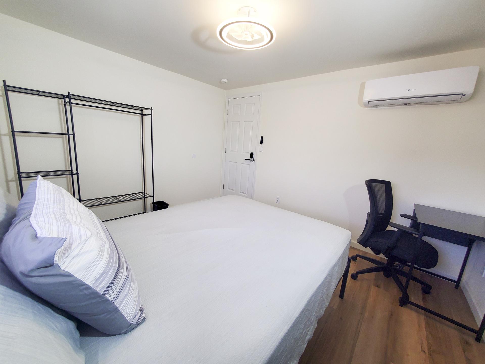bedroom, detected:bed