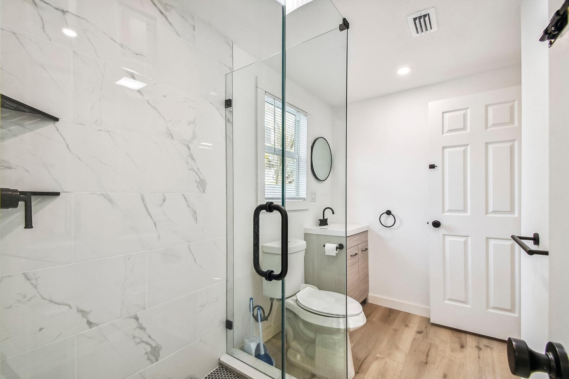 bathroom, detected:shower