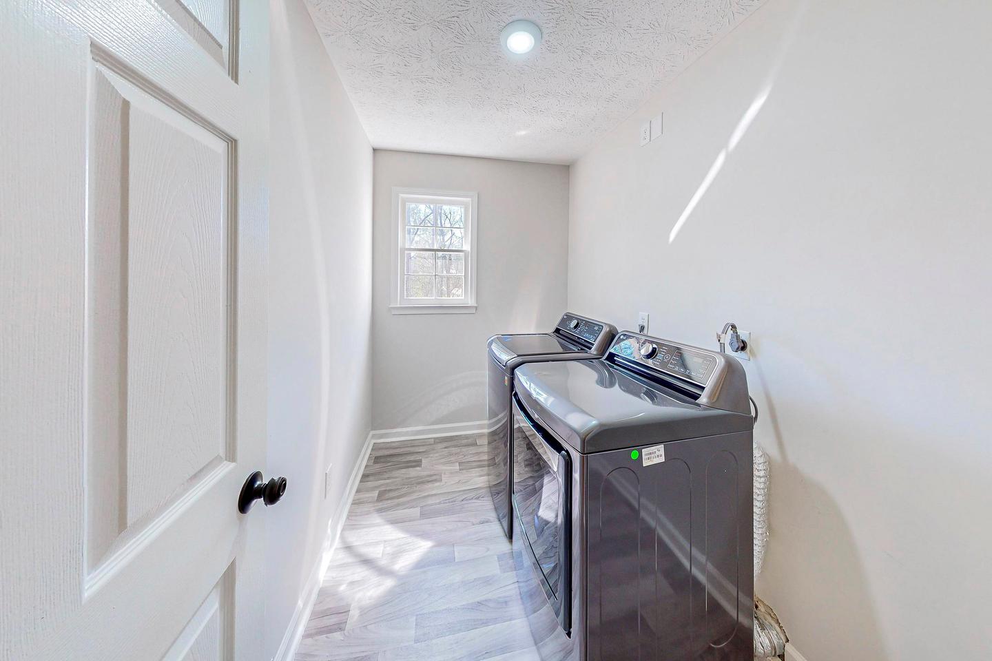 Very clean, updated, and well maintained Snellville home with large