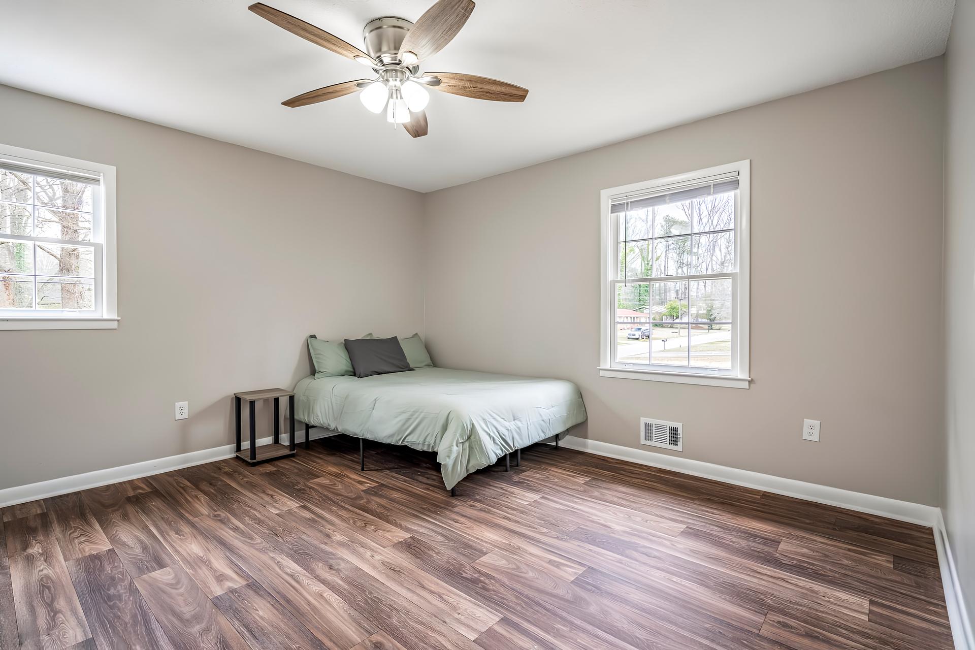 living_room, detected:ceiling fan, window blind