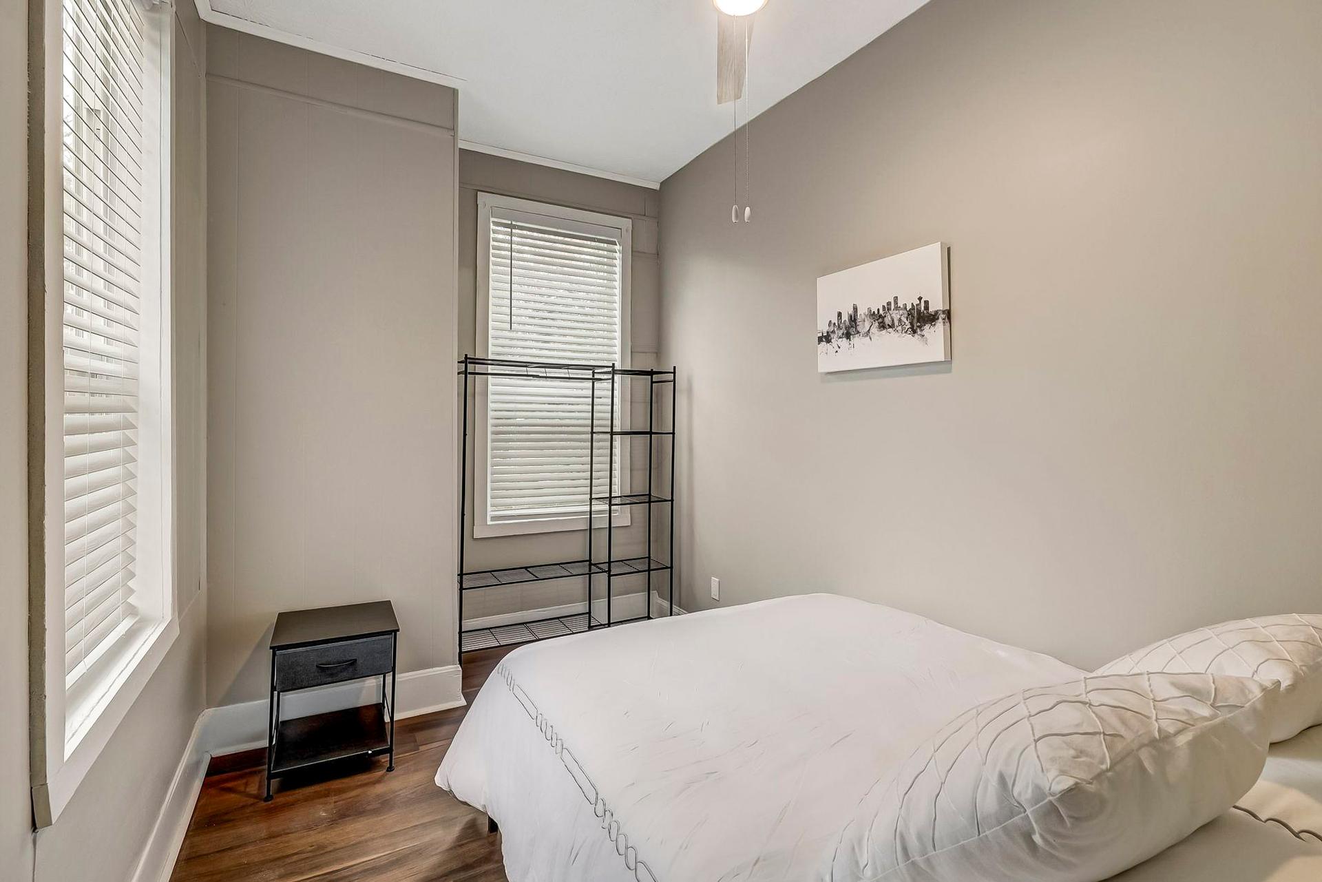 bedroom, detected:bed