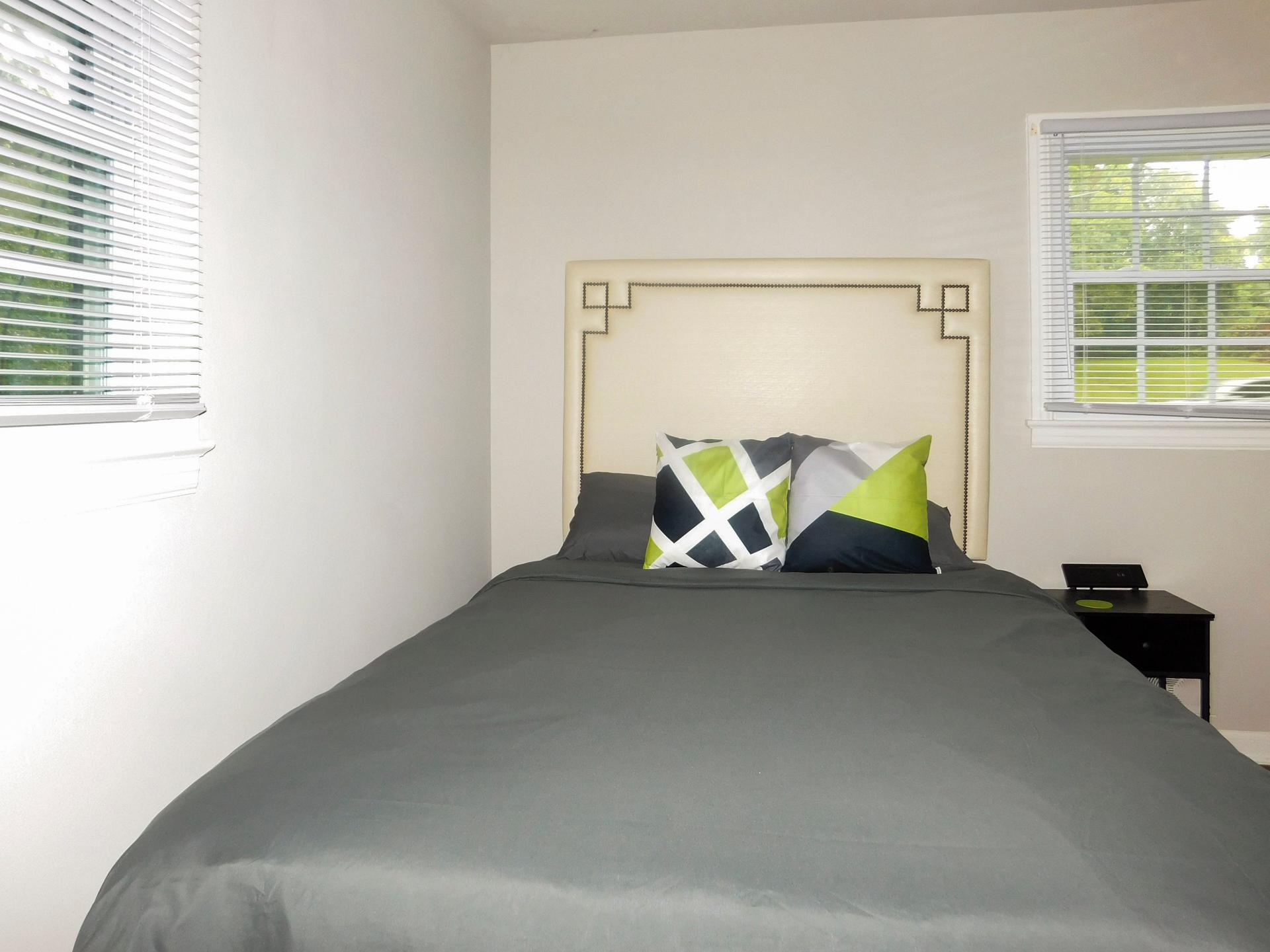 bedroom, detected:bed, window blind