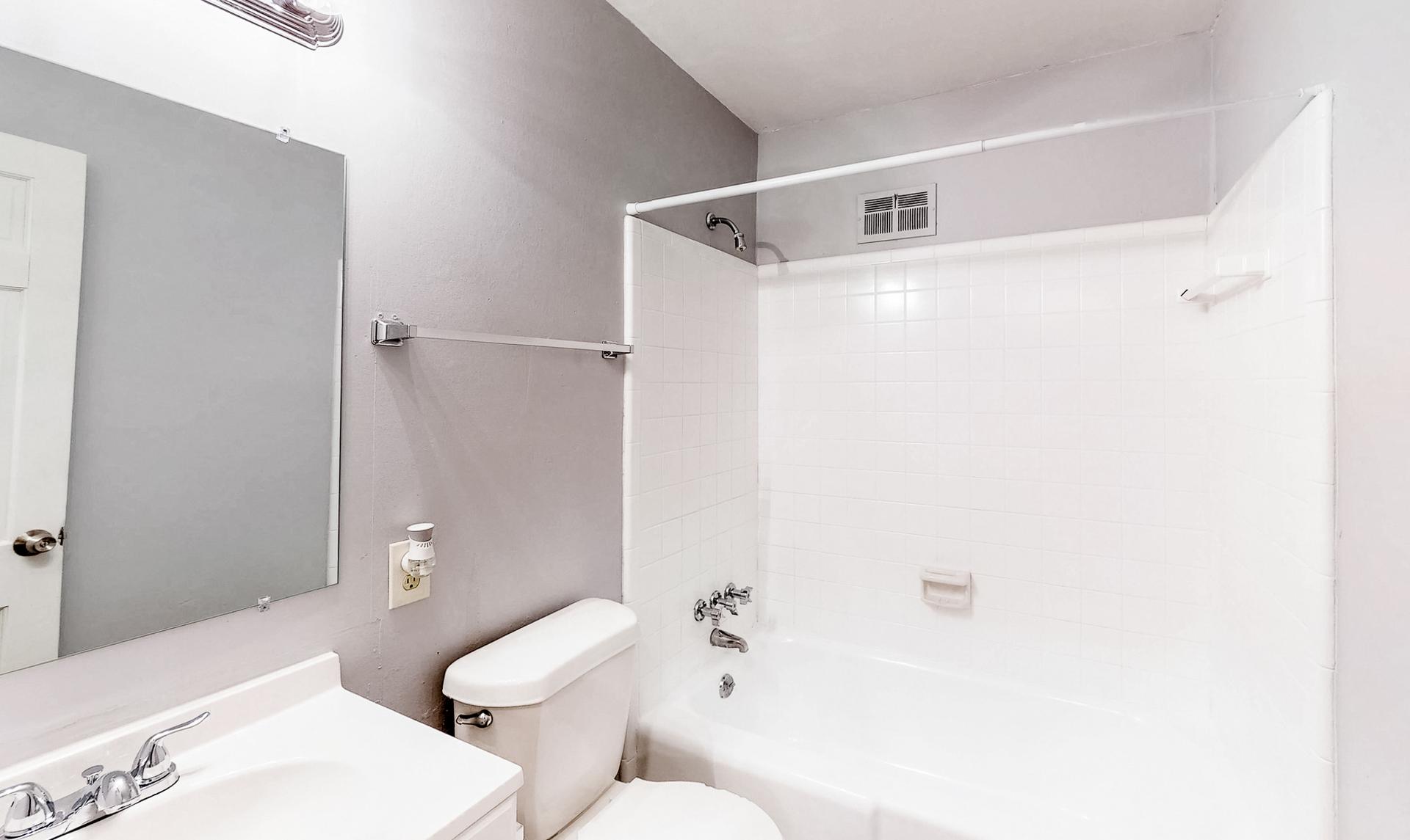 Bathroom(s)