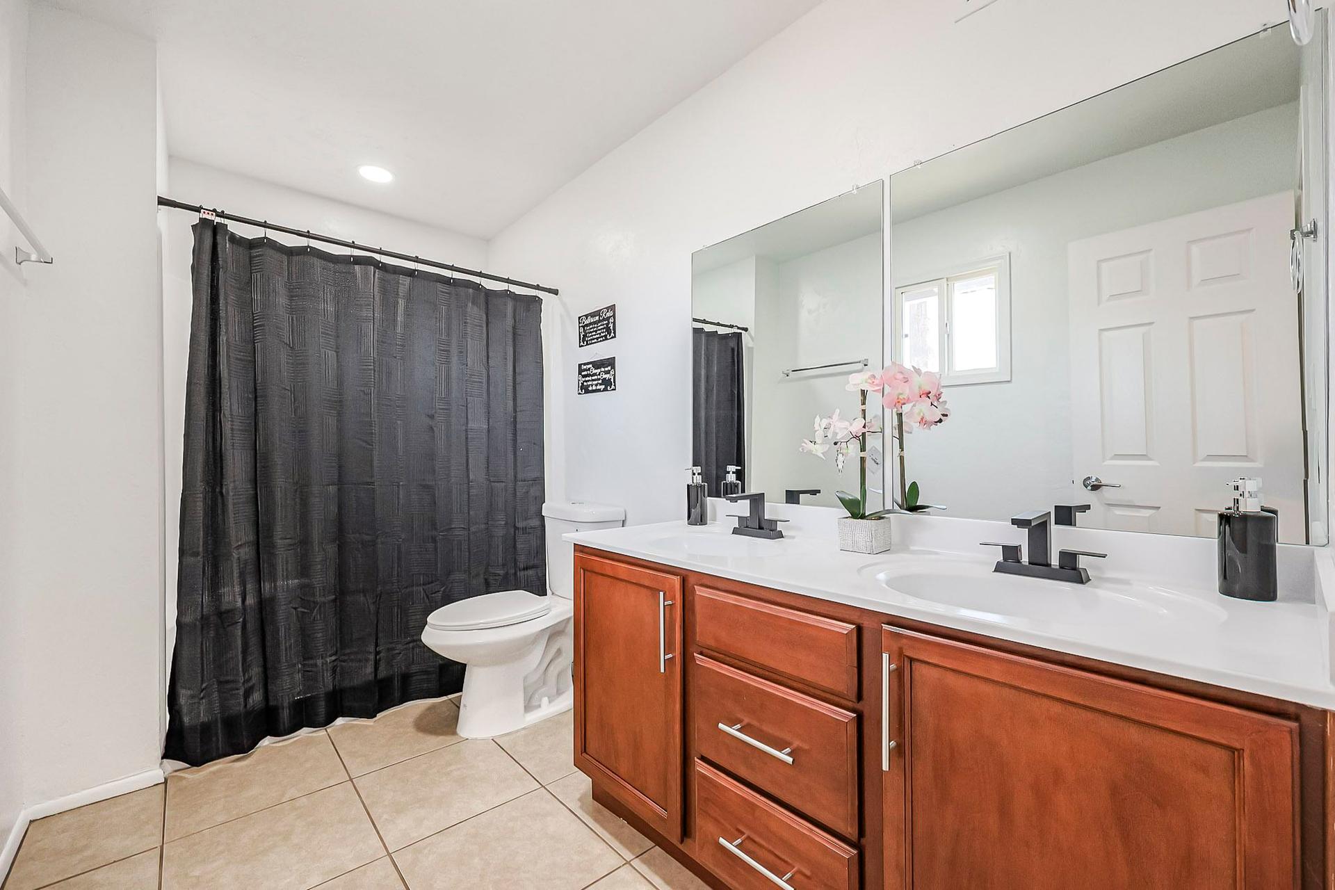 bathroom, detected: