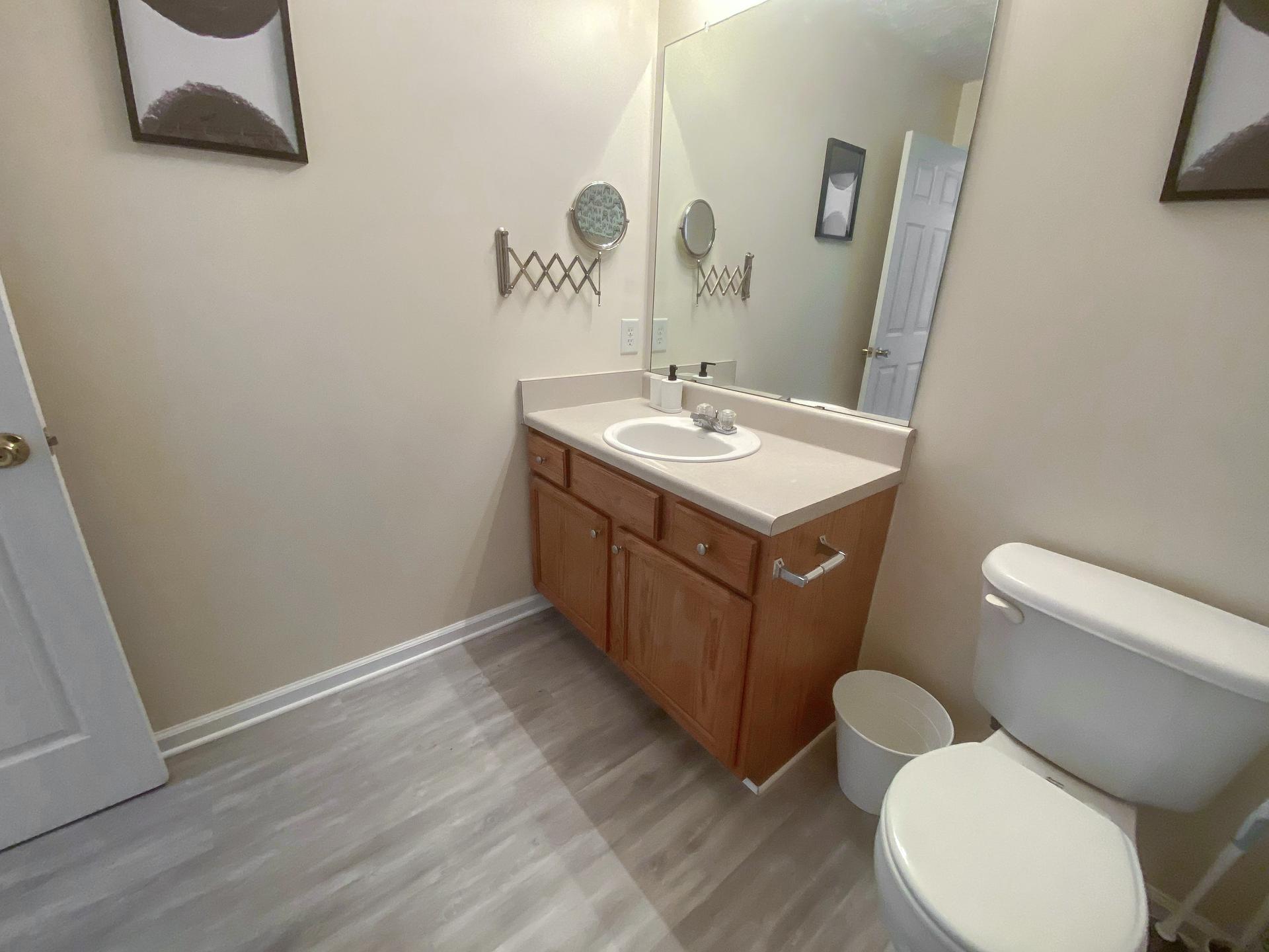 bathroom, detected: hardwood