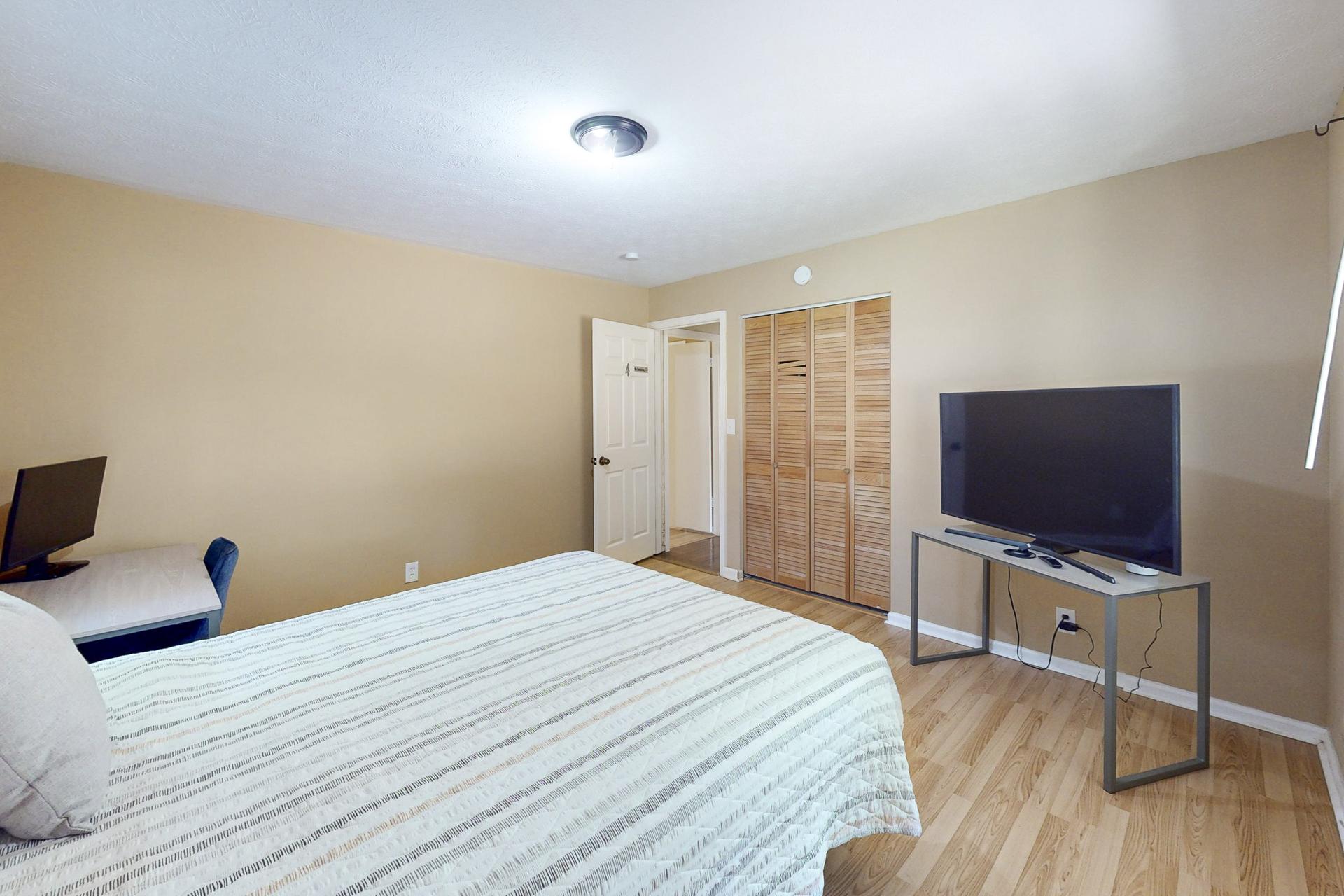 bedroom, detected:bed