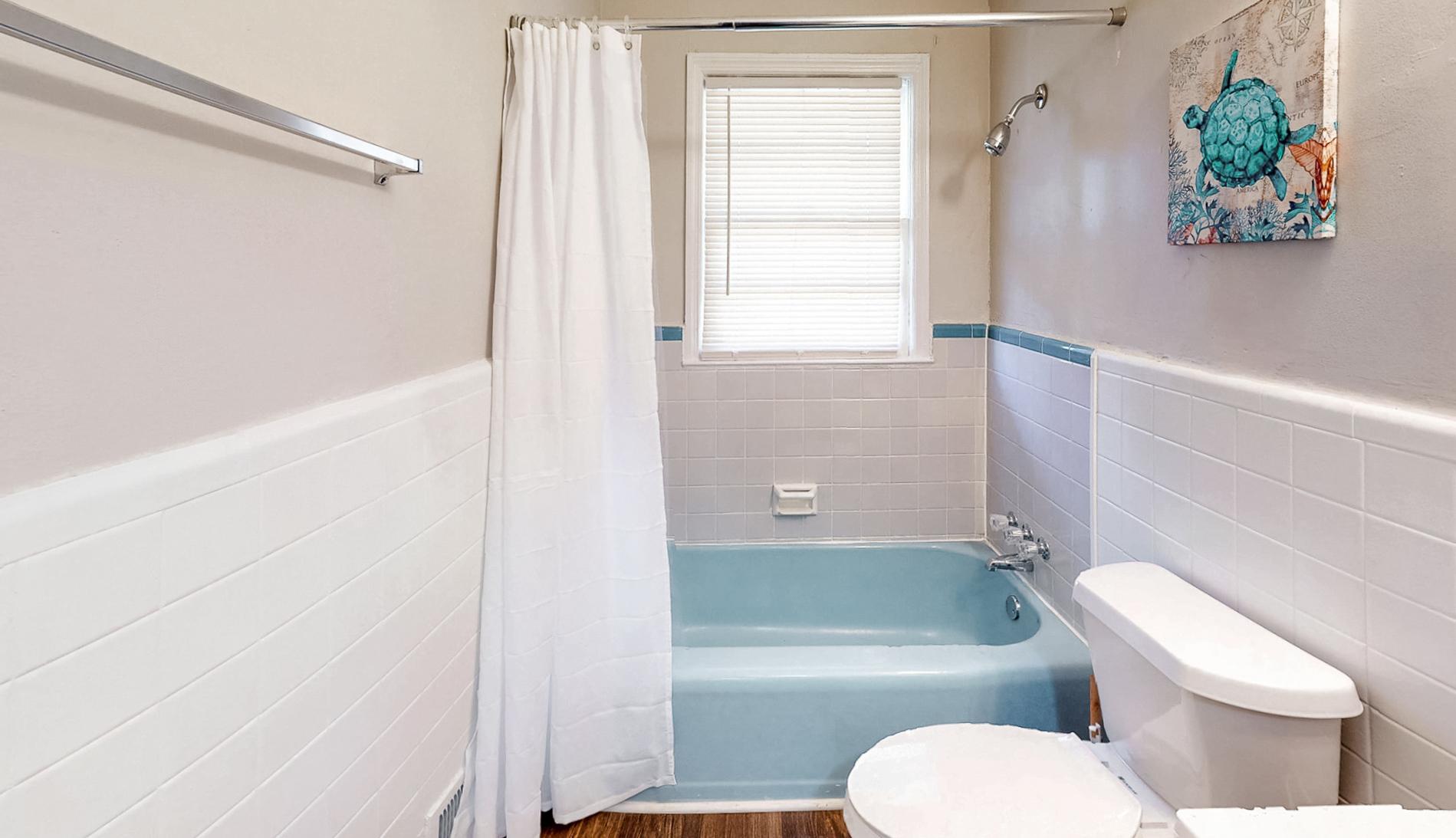 Bathroom(s)
