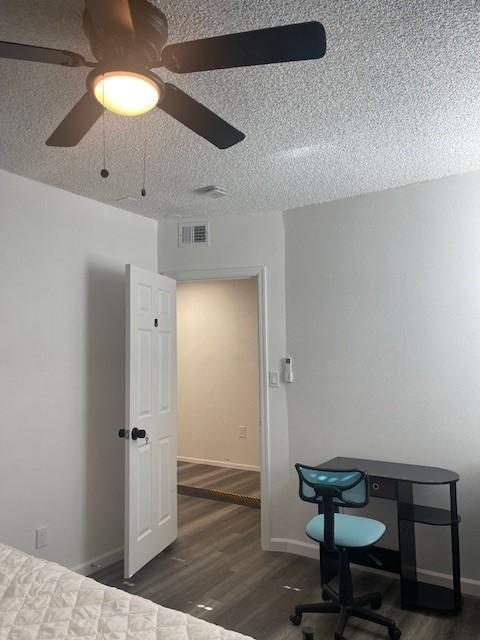 Super private and share bathroom with only one padmate.