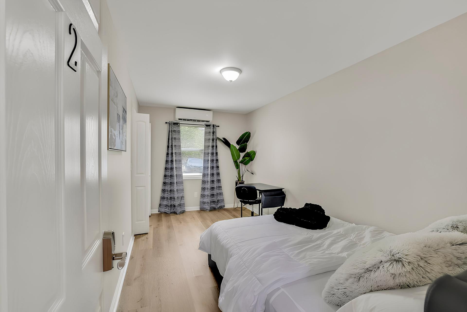bedroom, detected:bed