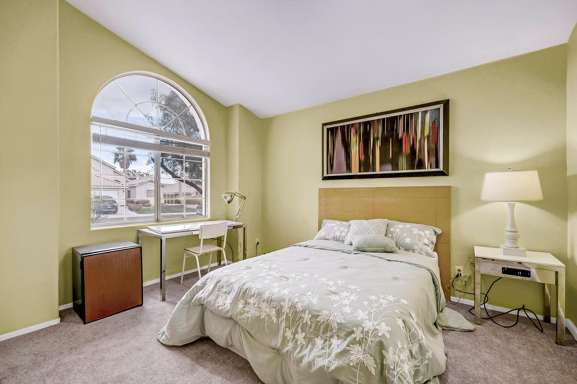 bedroom, detected:bed