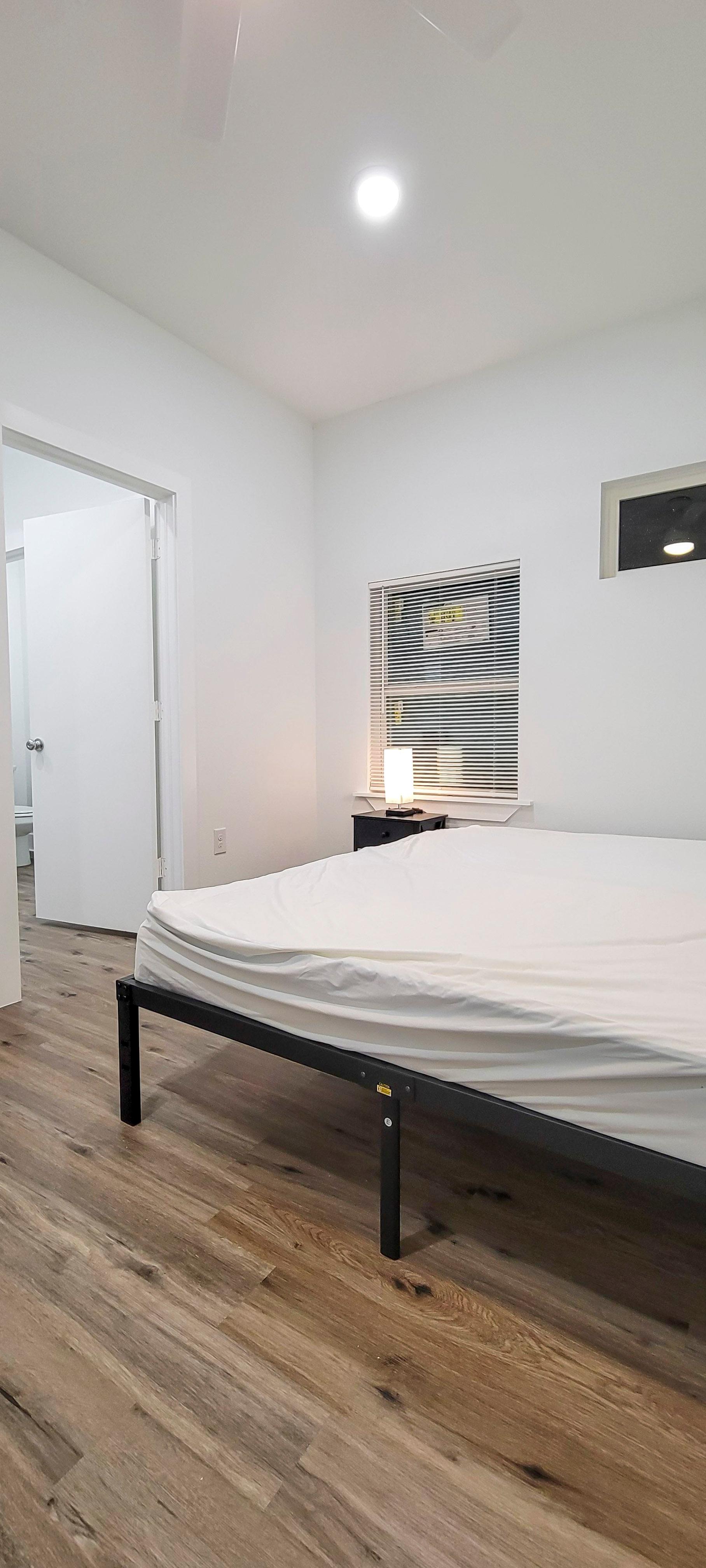 bedroom, detected:bed