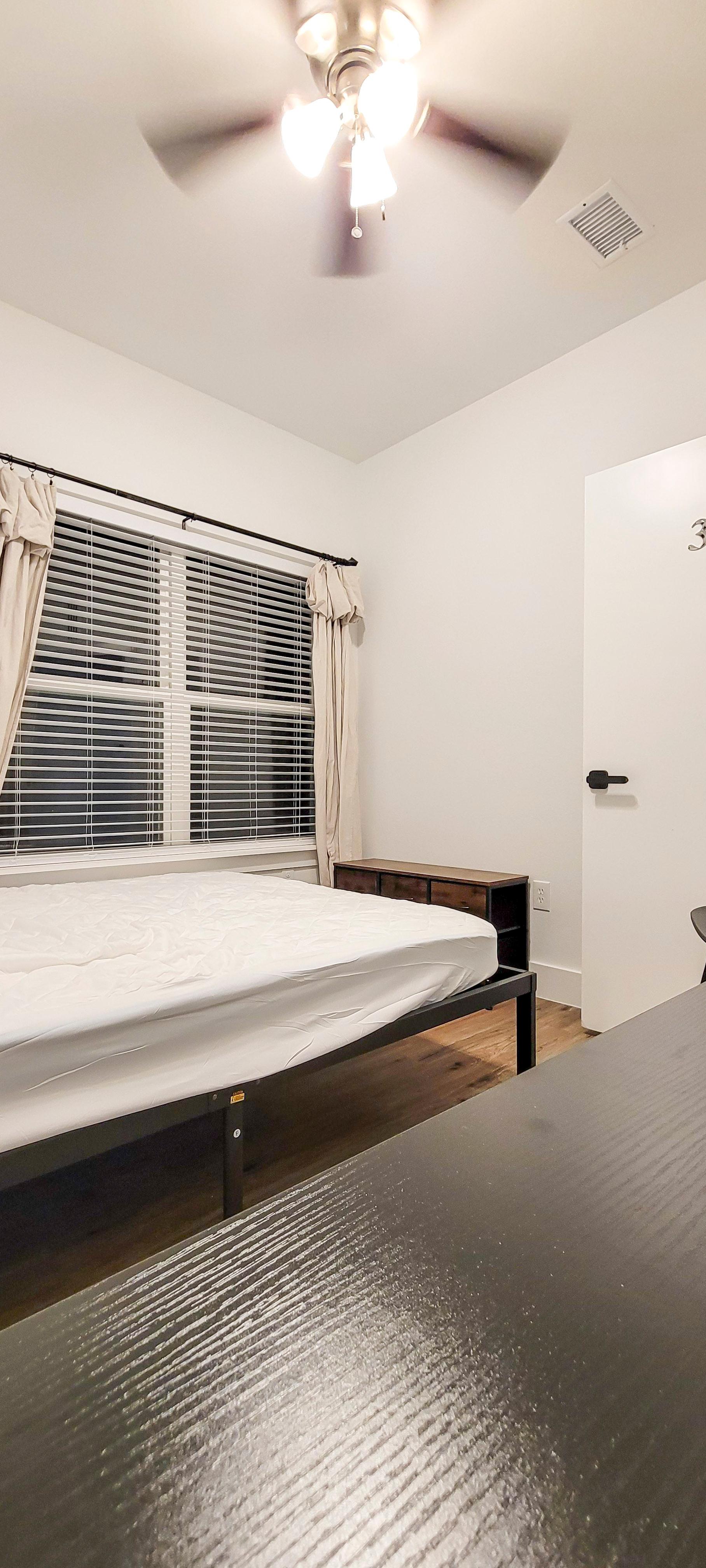 bedroom, detected:bed, window blind