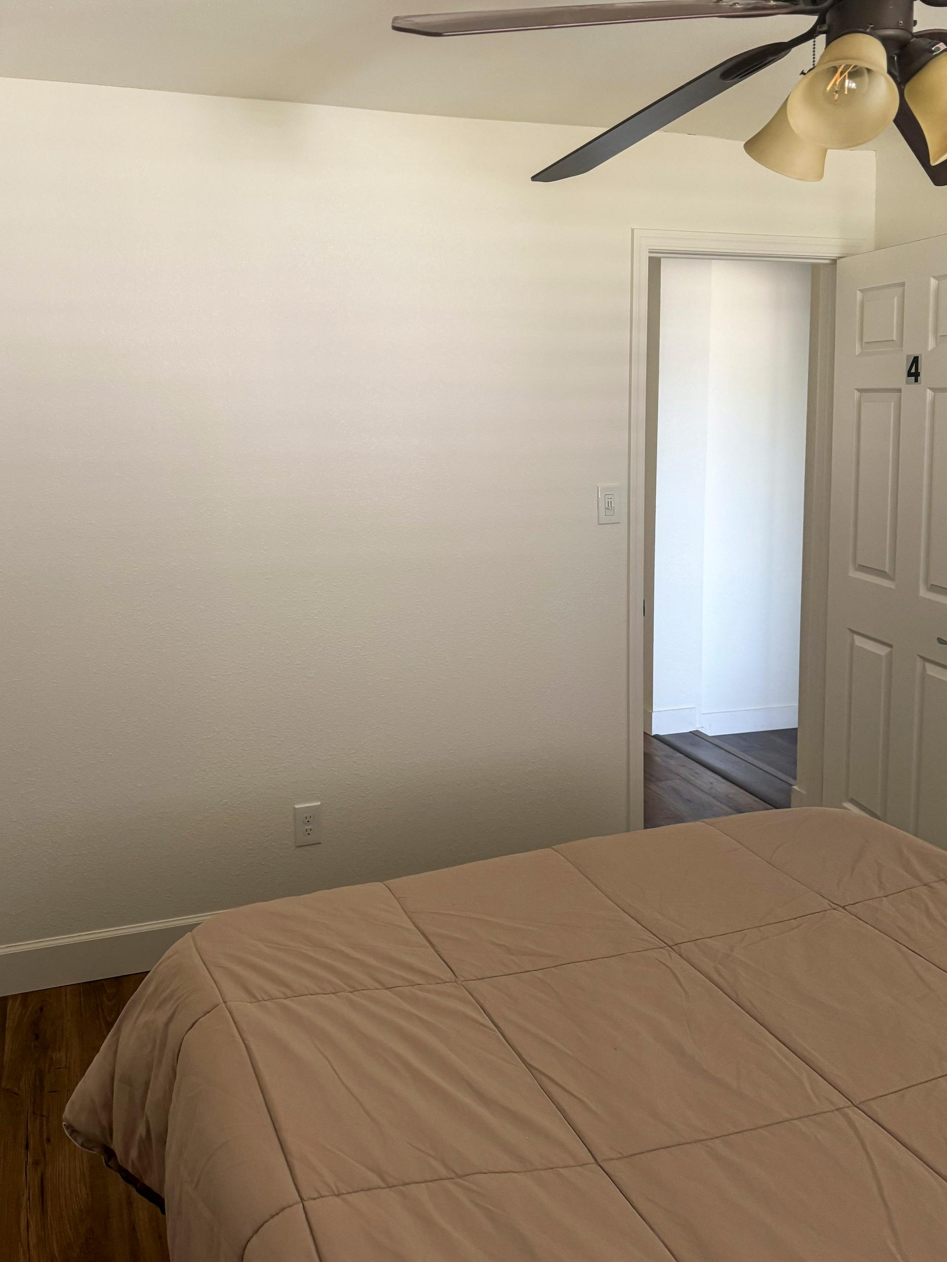 bedroom, detected:ceiling fan