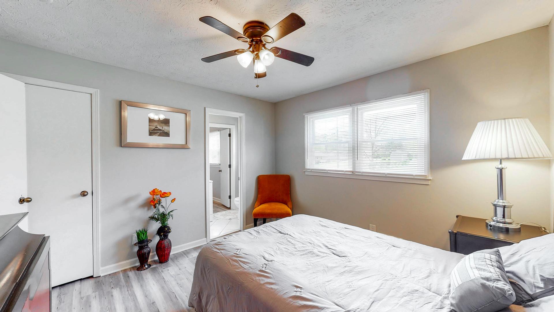 bedroom, detected: ceiling fan, window blind, bed