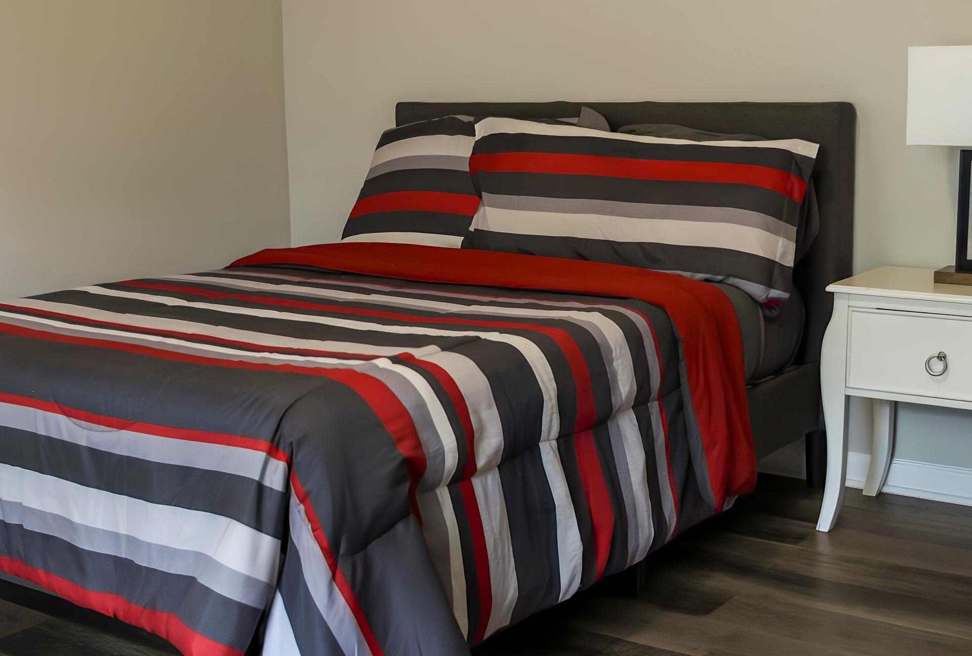 bedroom, detected:bed