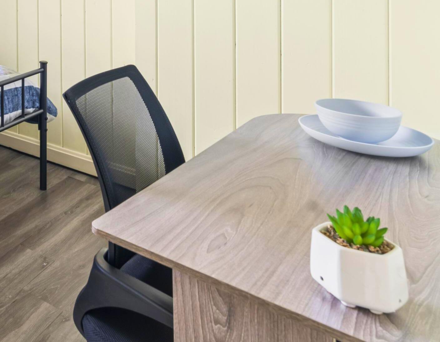 Work comfortably from home with high-speed wifi