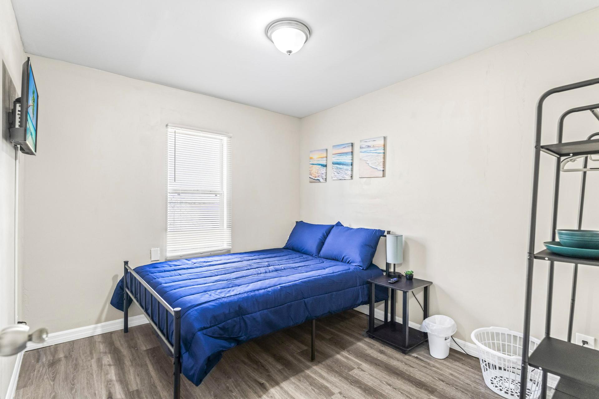 bedroom, detected:bed