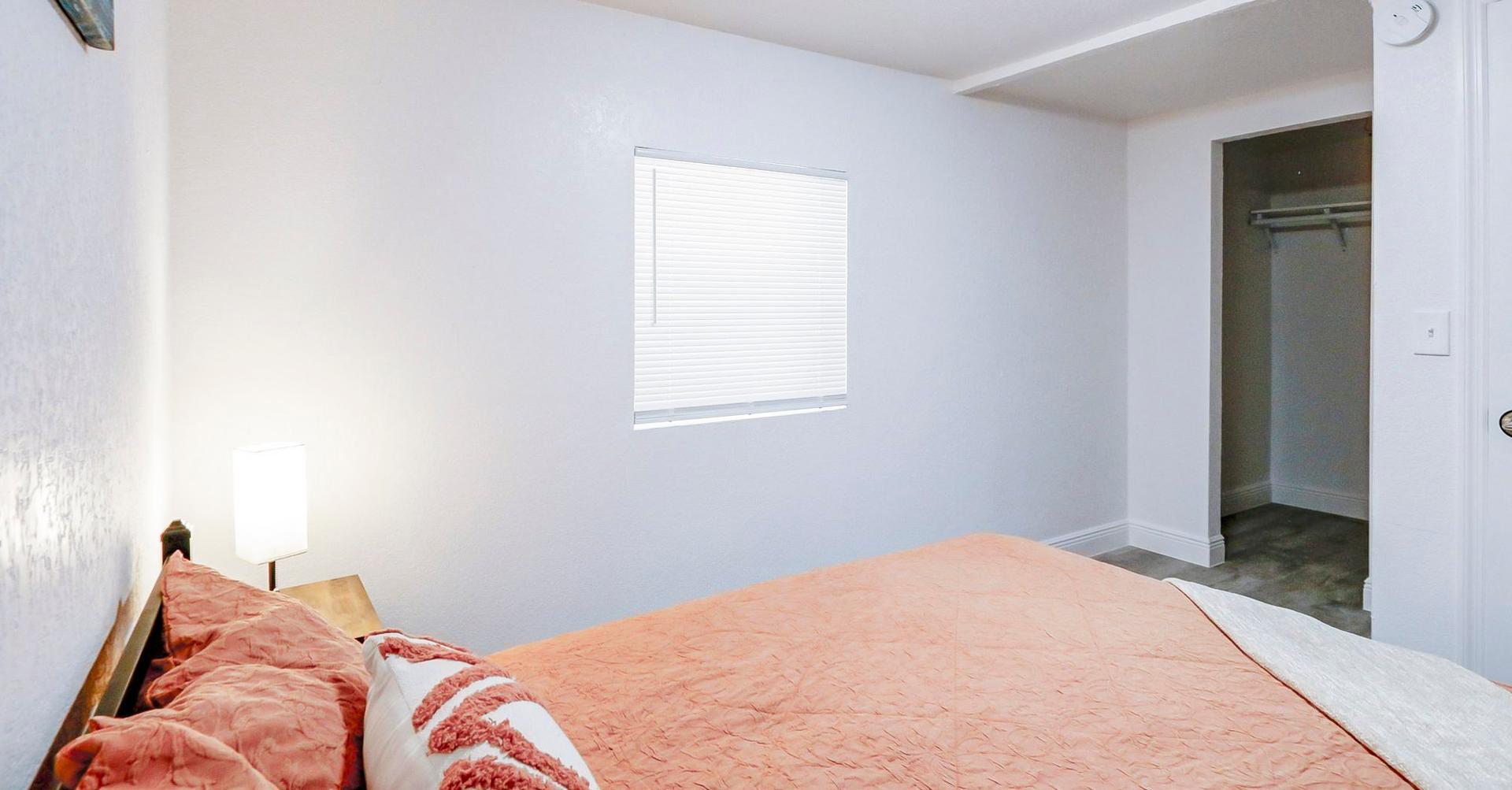 bedroom, detected:bed, window blind