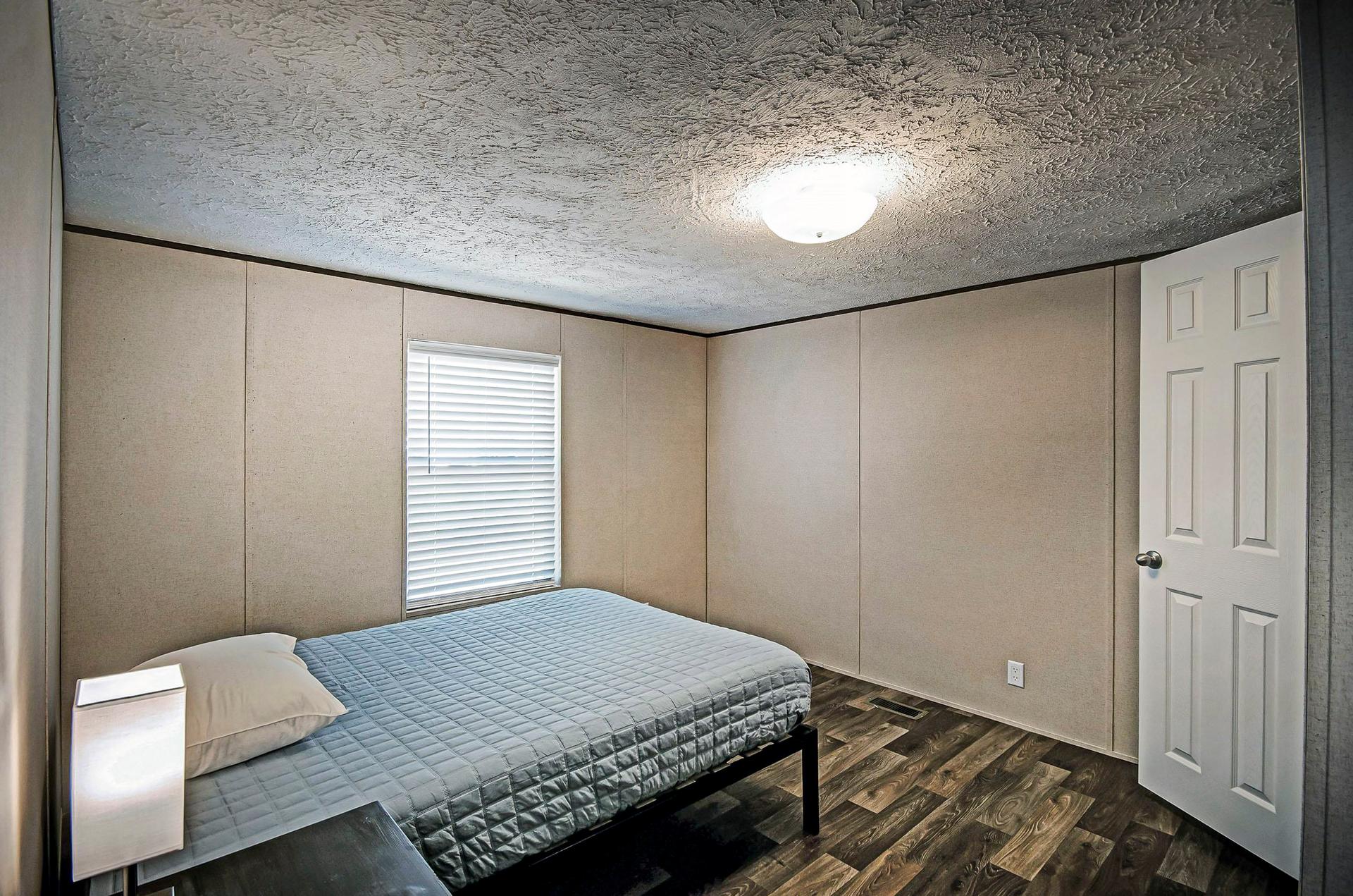 bedroom, detected:bed