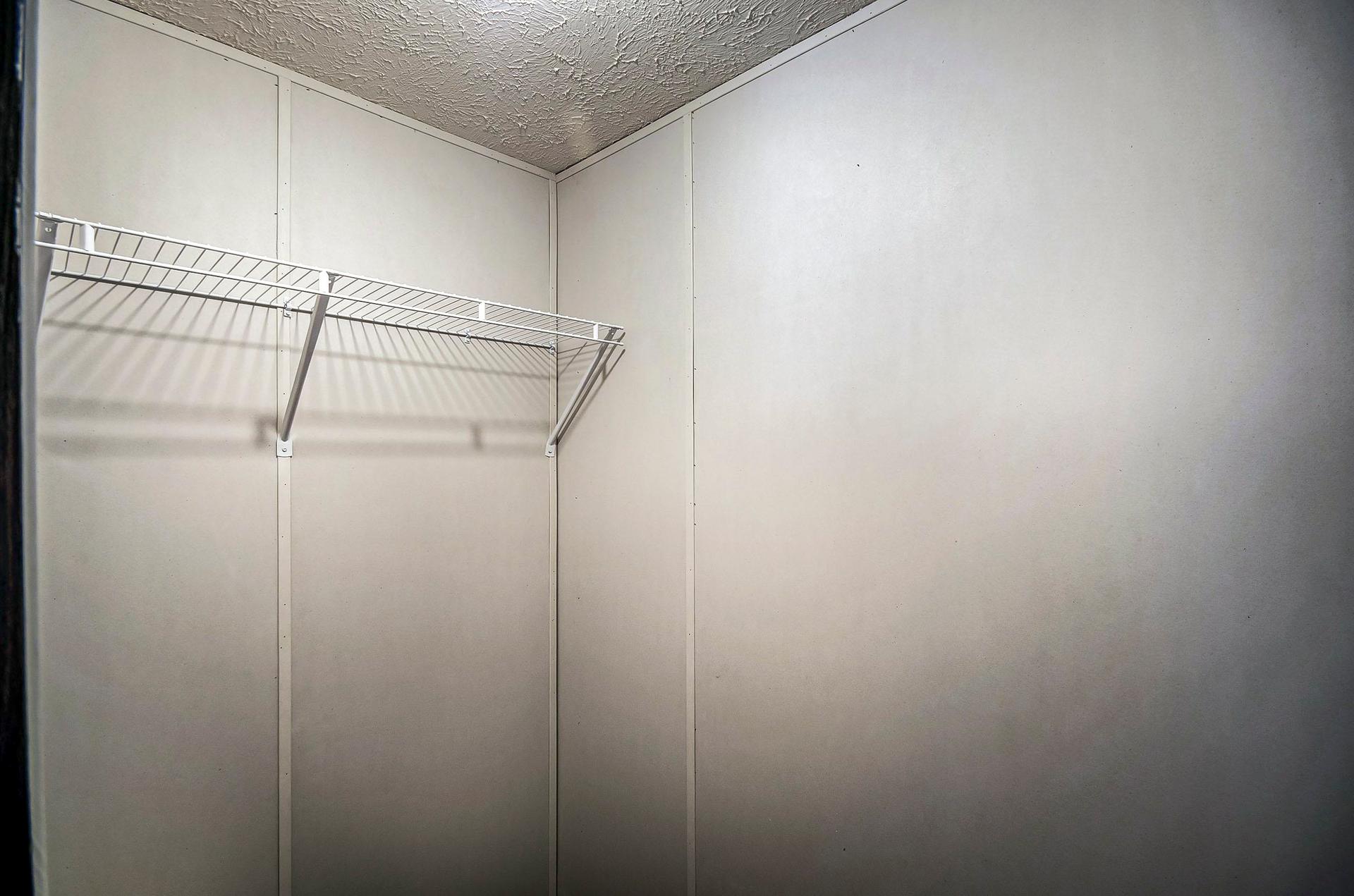 bathroom, detected:
